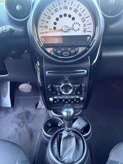MINI Countryman Cooper FWD Steptronic-image-8