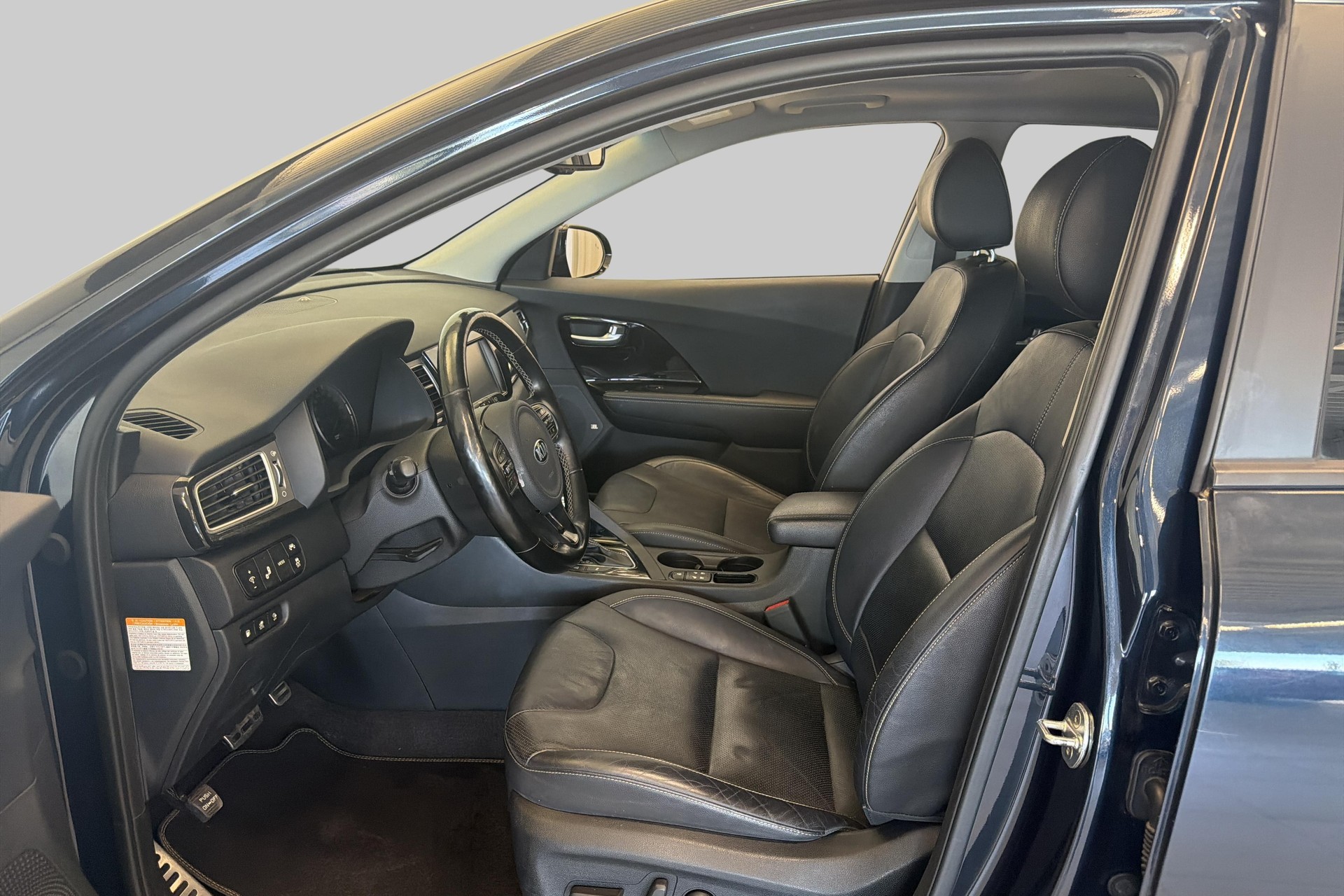 KIA Niro 1.6GDi Plug-in Hybrid DCT-image-7