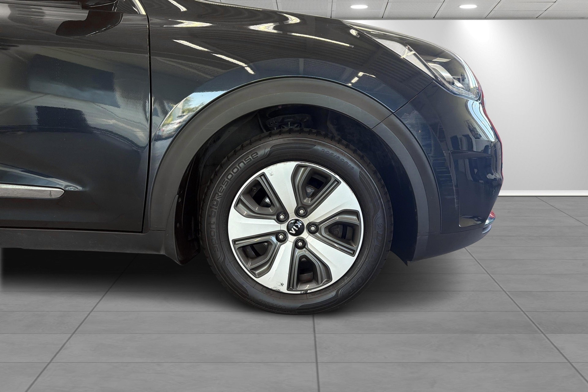 KIA Niro 1.6GDi Plug-in Hybrid DCT-showroom-element-3