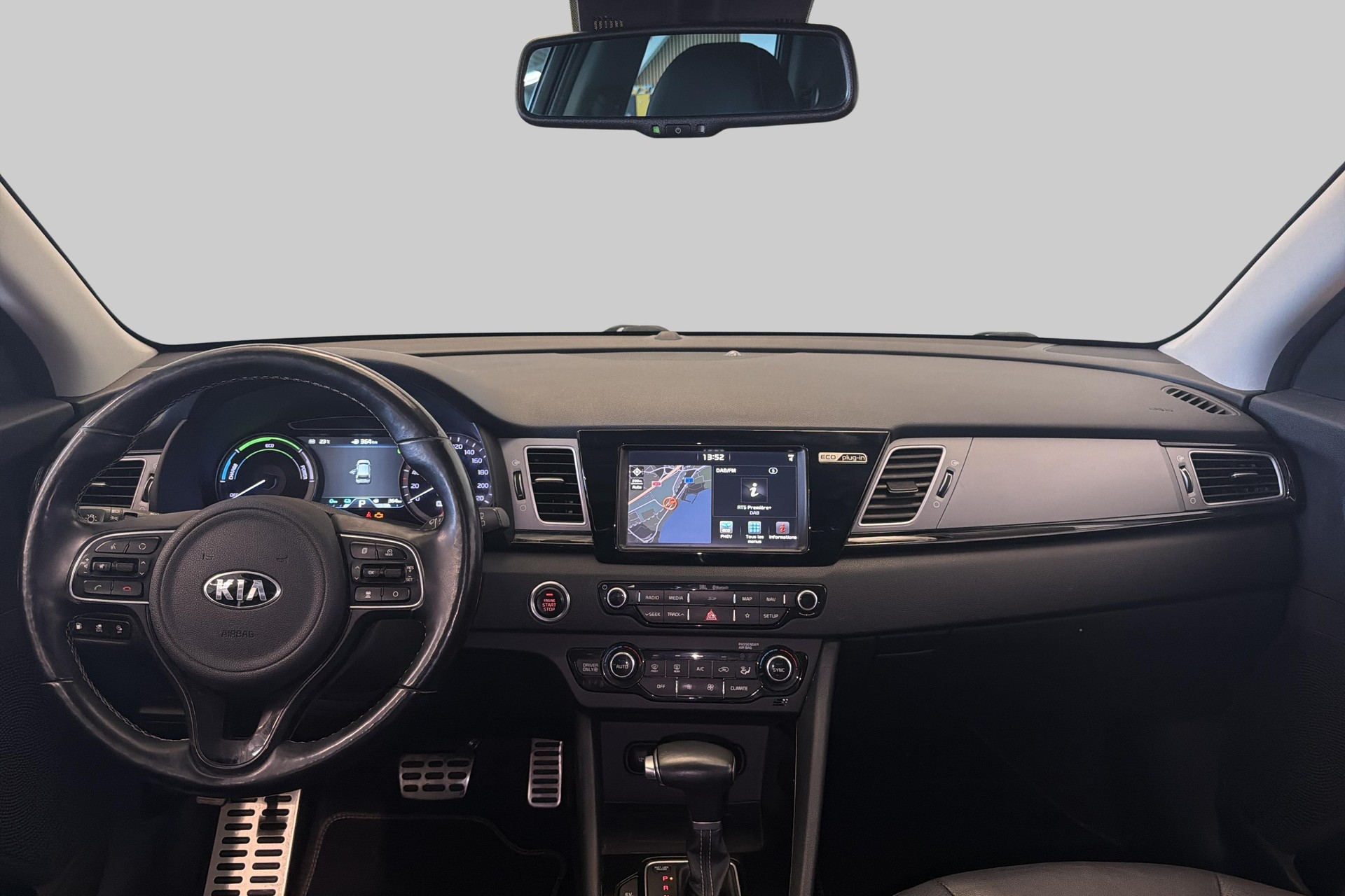 KIA Niro 1.6GDi Plug-in Hybrid DCT-image-16