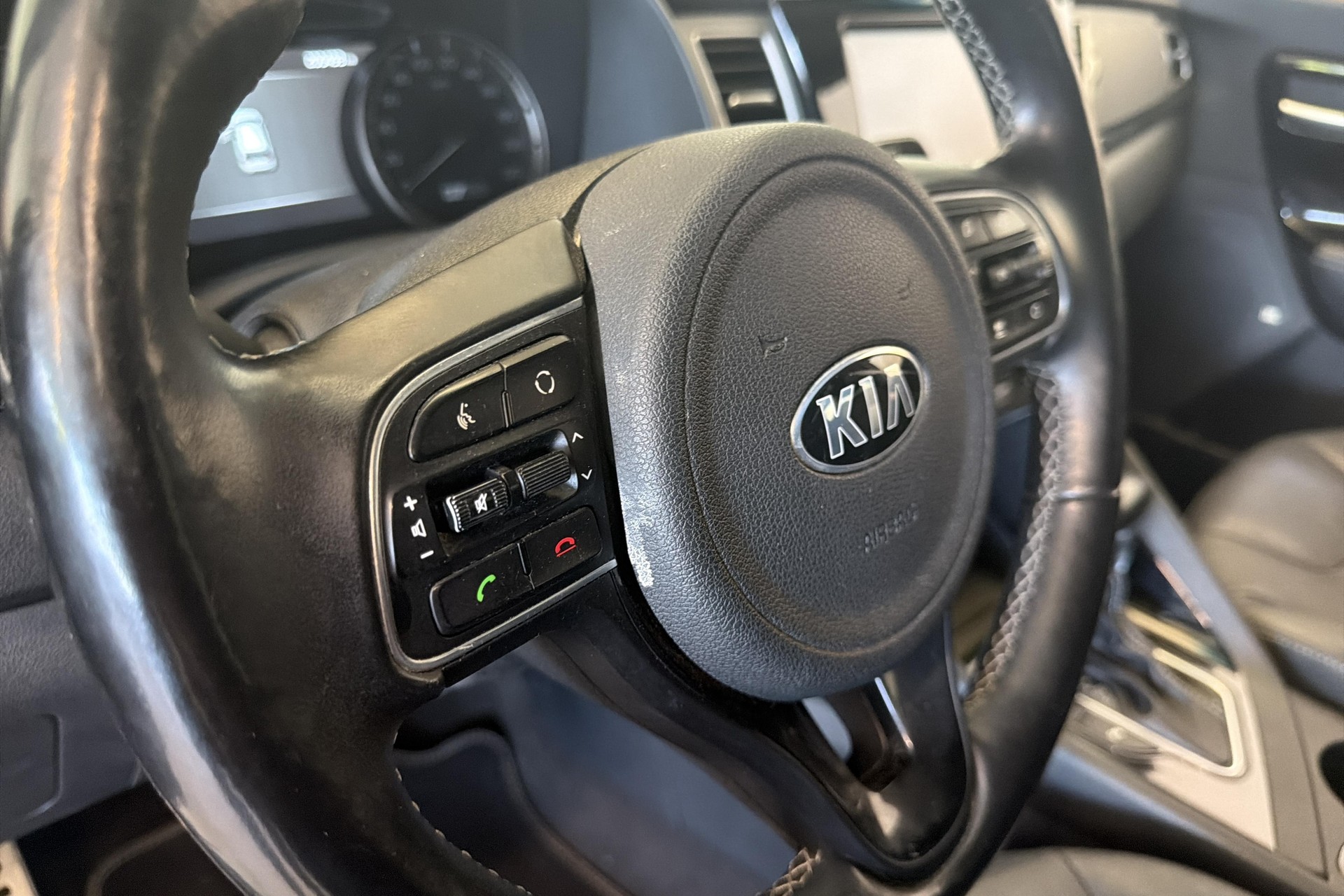 KIA Niro 1.6GDi Plug-in Hybrid DCT-image-10