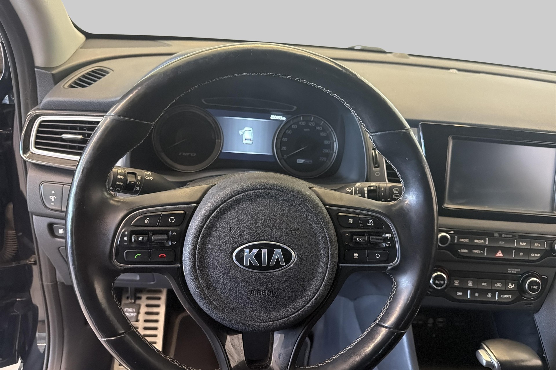 KIA Niro 1.6GDi Plug-in Hybrid DCT-image-9