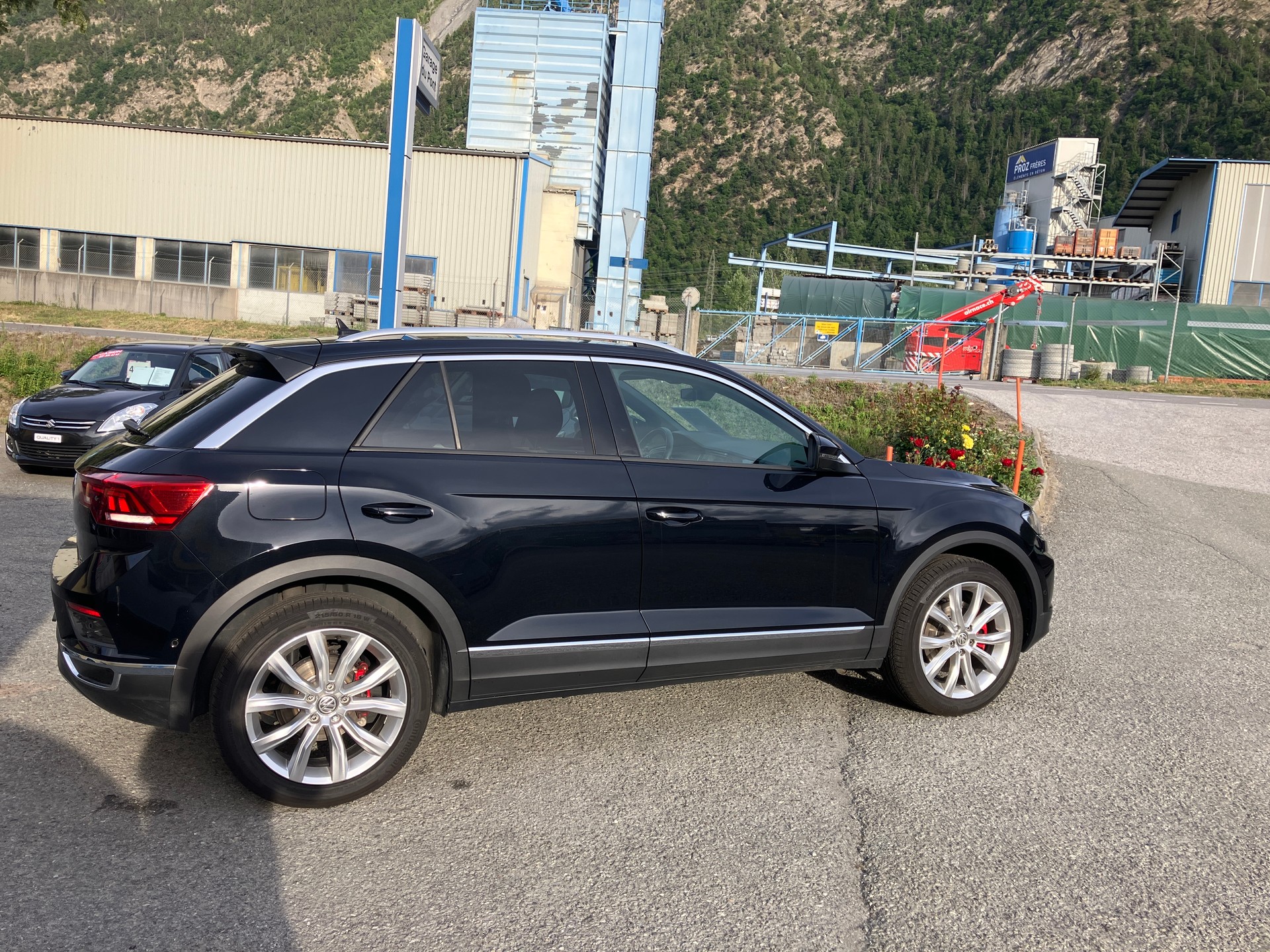 VW T-Roc 2.0 TSI Sport DSG 4Motion-image-4