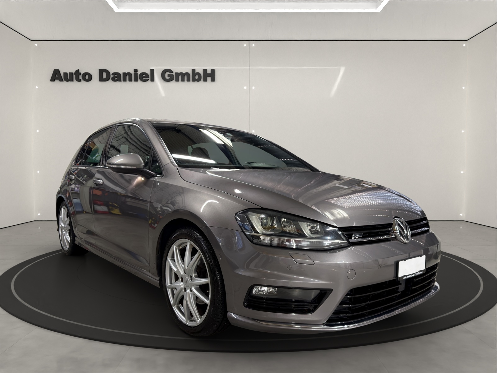 VW Golf 1.4 TSI Cup R-Line DSG-showroom-element-3