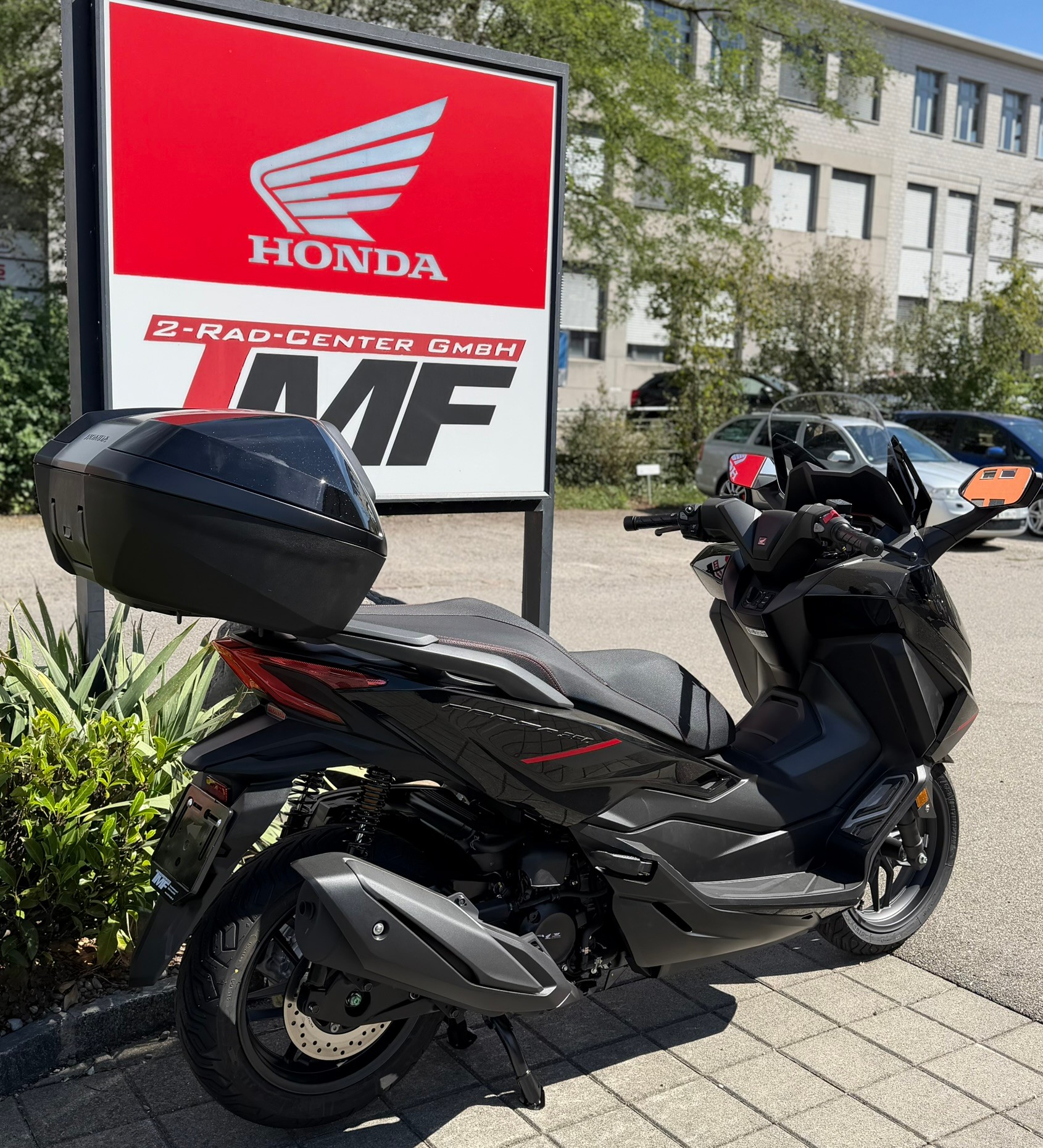 HONDA NSS 350 SPECIAL EDITION INKL. SMART TOPCASE-image-2