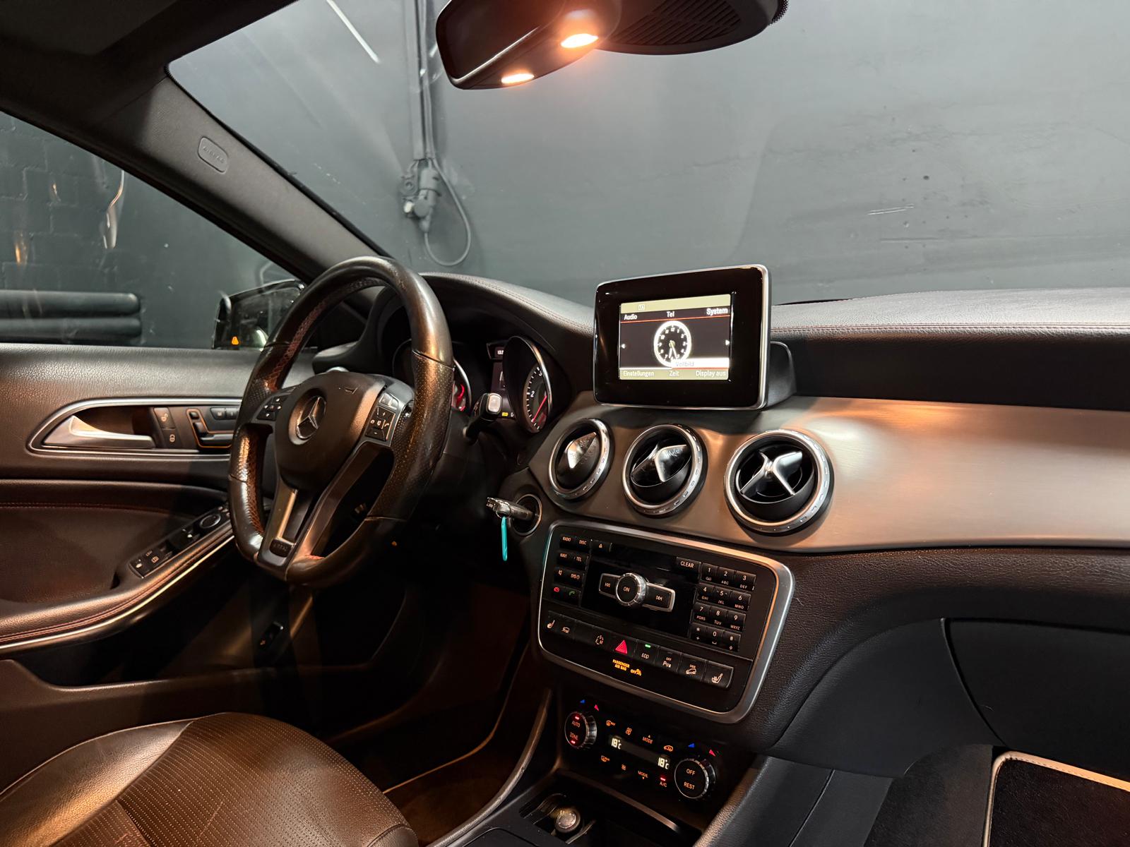 MERCEDES-BENZ GLA 220 CDI AMG Grey&Black Edition 4Matic 7G-DCT-image-8