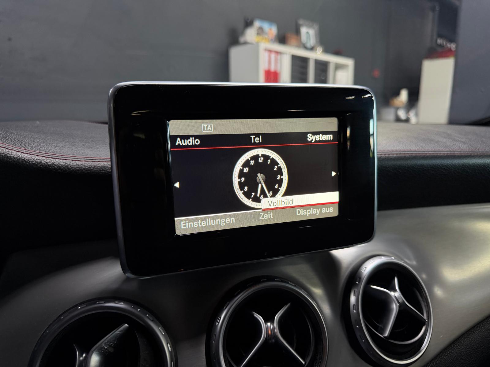 MERCEDES-BENZ GLA 220 CDI AMG Grey&Black Edition 4Matic 7G-DCT-image-18