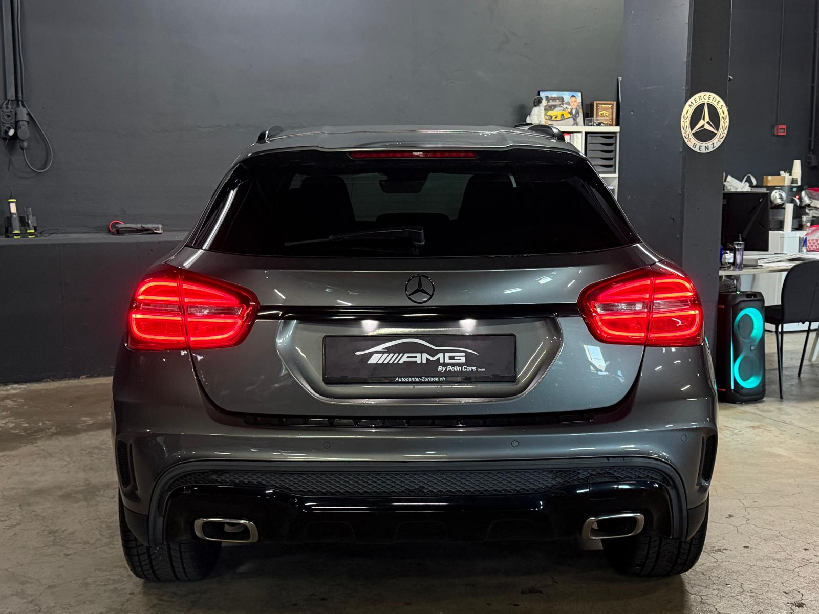MERCEDES-BENZ GLA 220 CDI AMG Grey&Black Edition 4Matic 7G-DCT-image-6