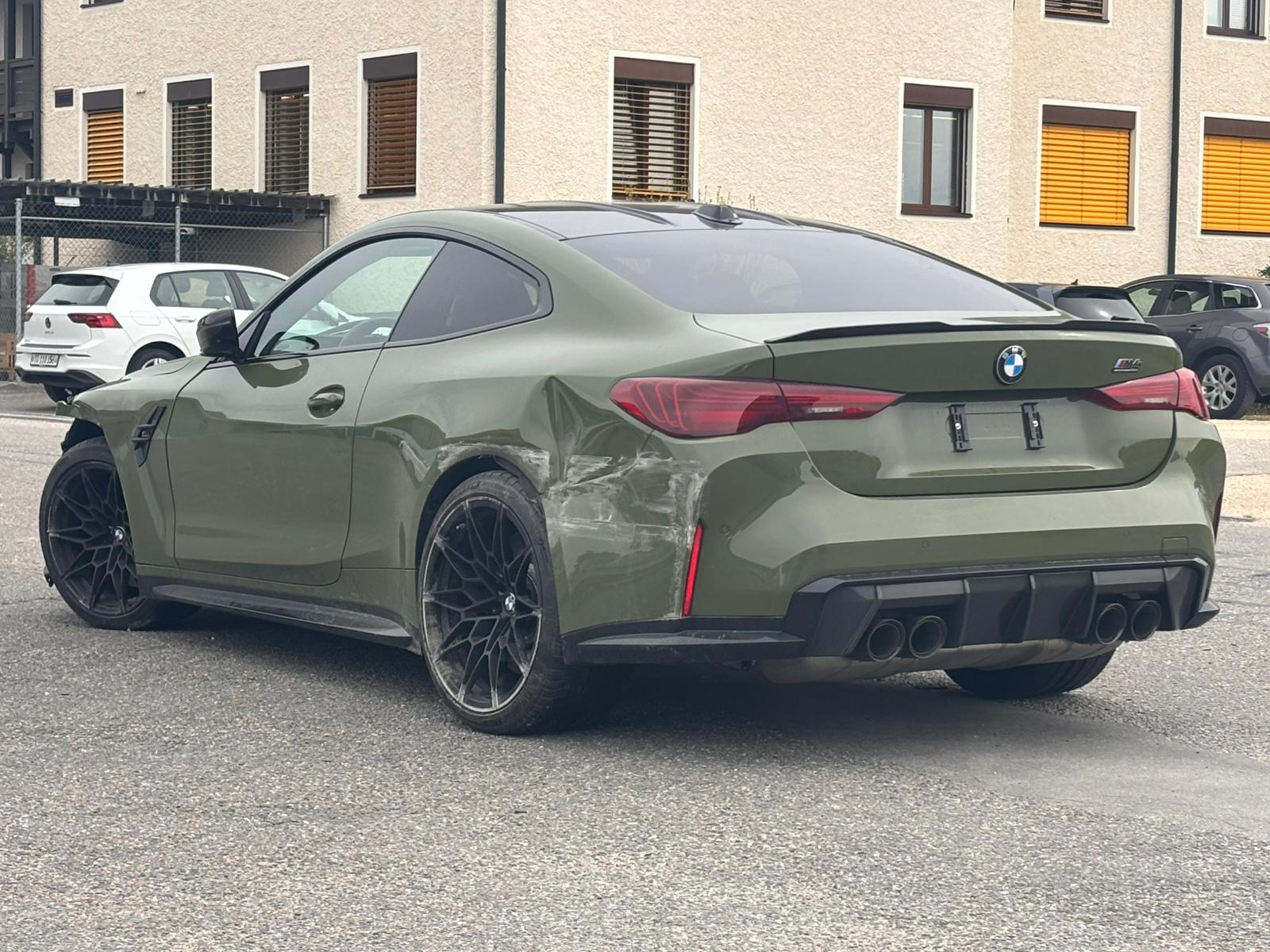 BMW M4 Coupé Competition M xDrive-image-6