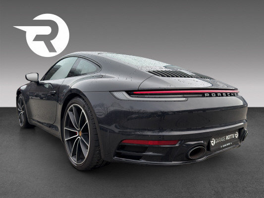 PORSCHE 911 Carrera 4S-image-3