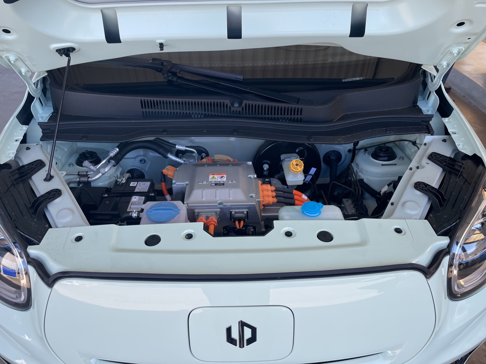 LEAPMOTOR T03 37kWh-image-10
