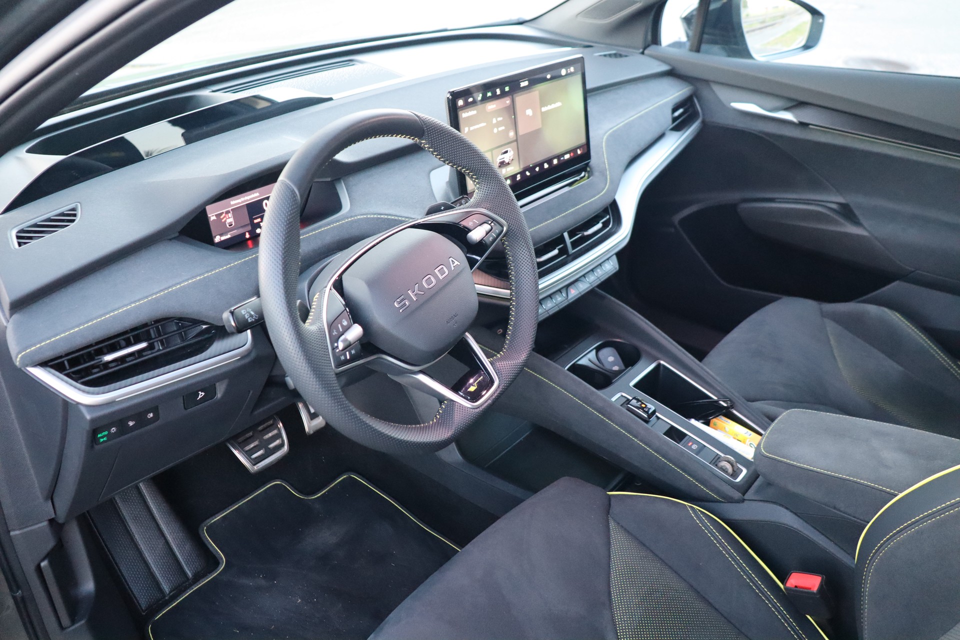 SKODA Elroq RS 4x4-image-14