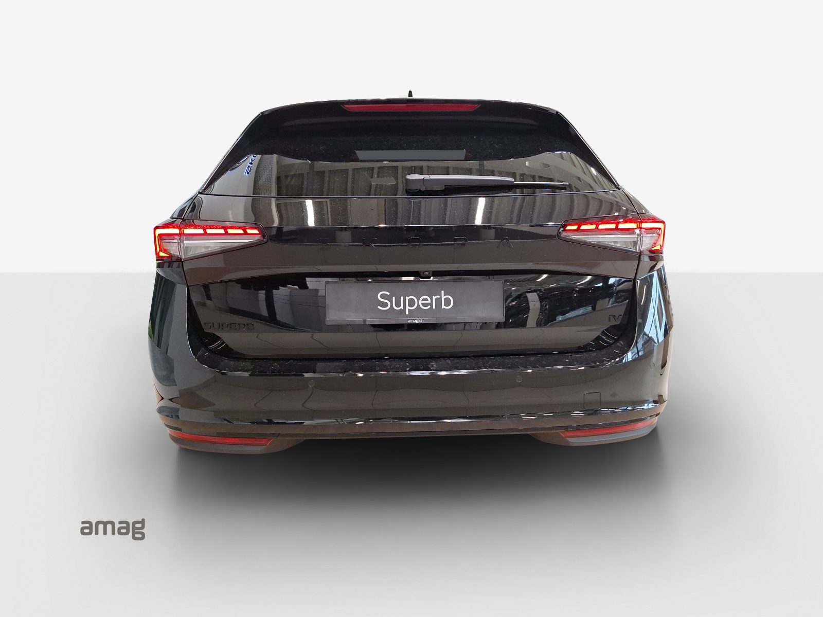 SKODA Superb Combi 1.5 TSI PHEV Sportline DSG-showroom-element-3