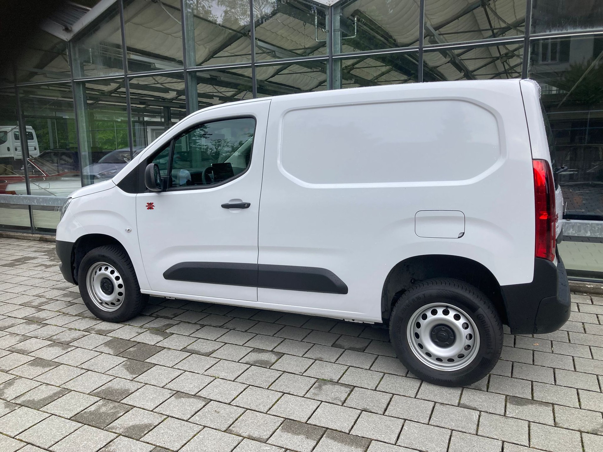 OPEL Combo Cargo 1.5 s/s 4x4-showroom-element-3