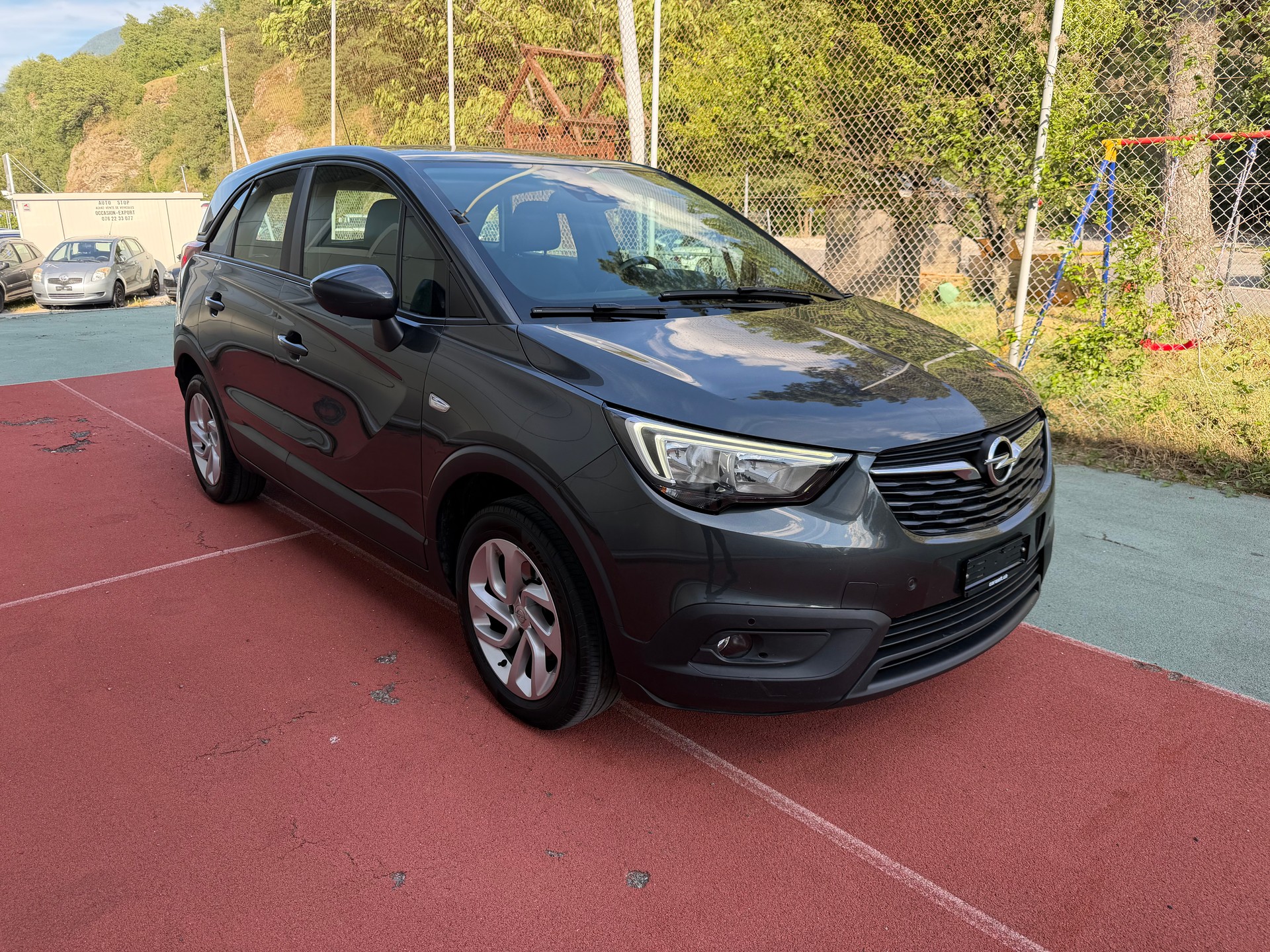 OPEL Crossland X 1.2i TP Enjoy Automatik-image-1