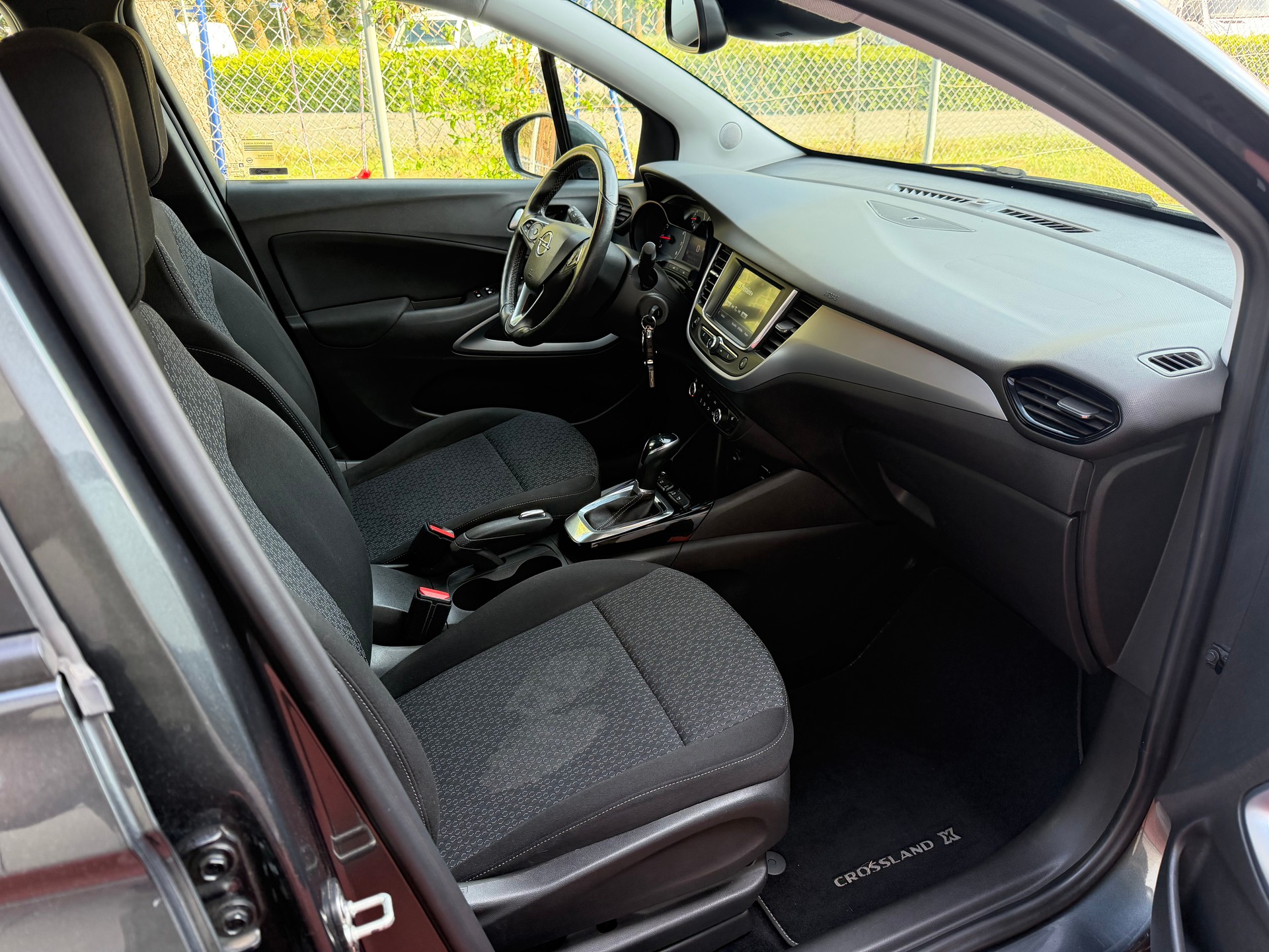 OPEL Crossland X 1.2i TP Enjoy Automatik-image-10