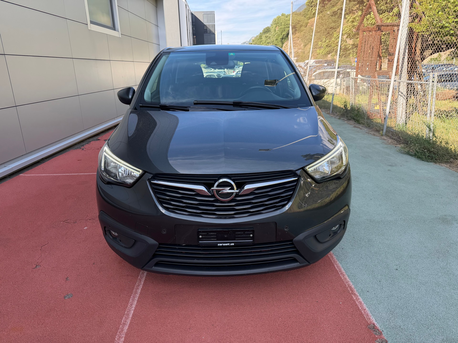 OPEL Crossland X 1.2i TP Enjoy Automatik-image-2