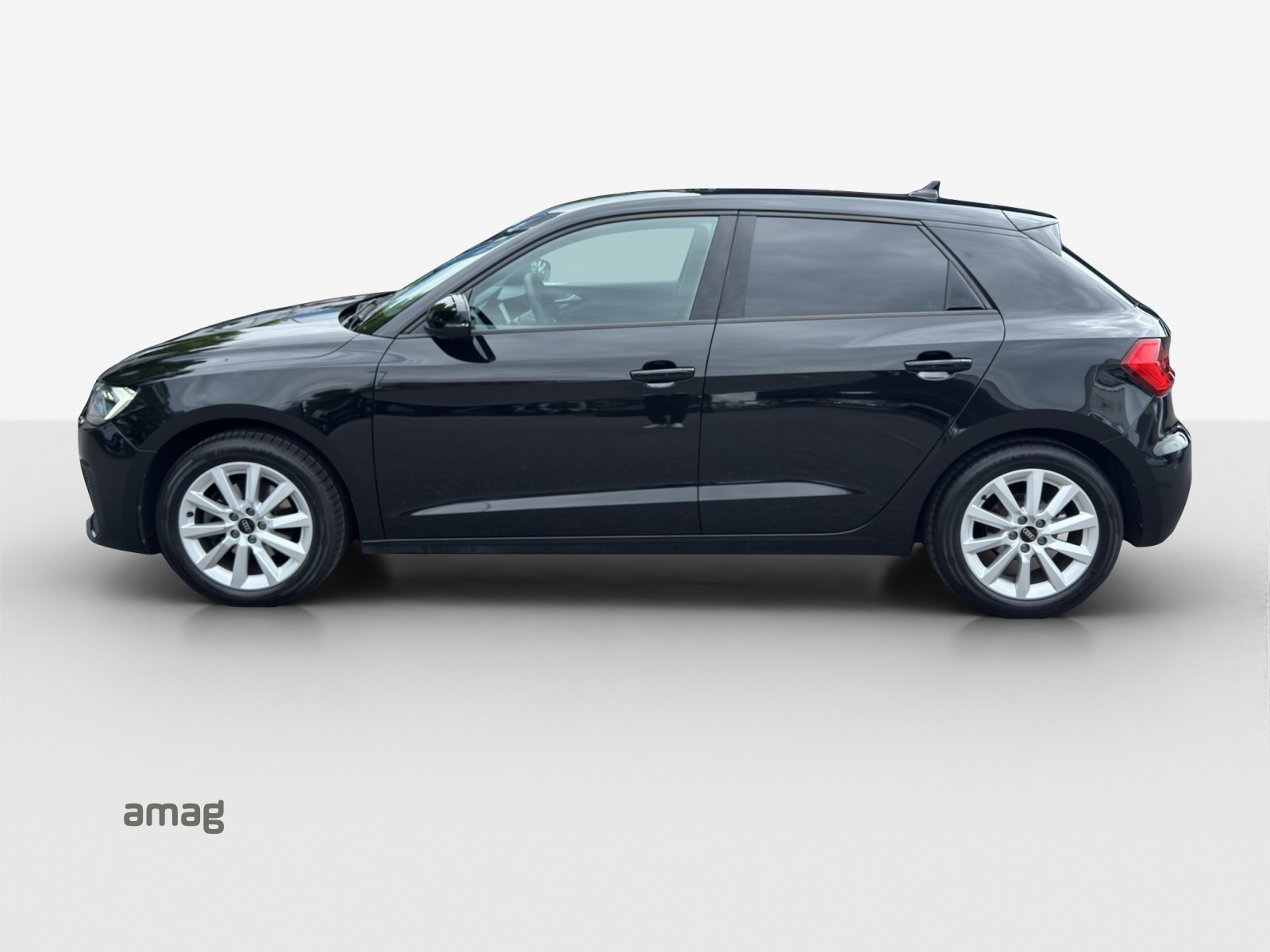 AUDI A1 Sportback 30 TFSI Attraction S-tronic-showroom-element-1