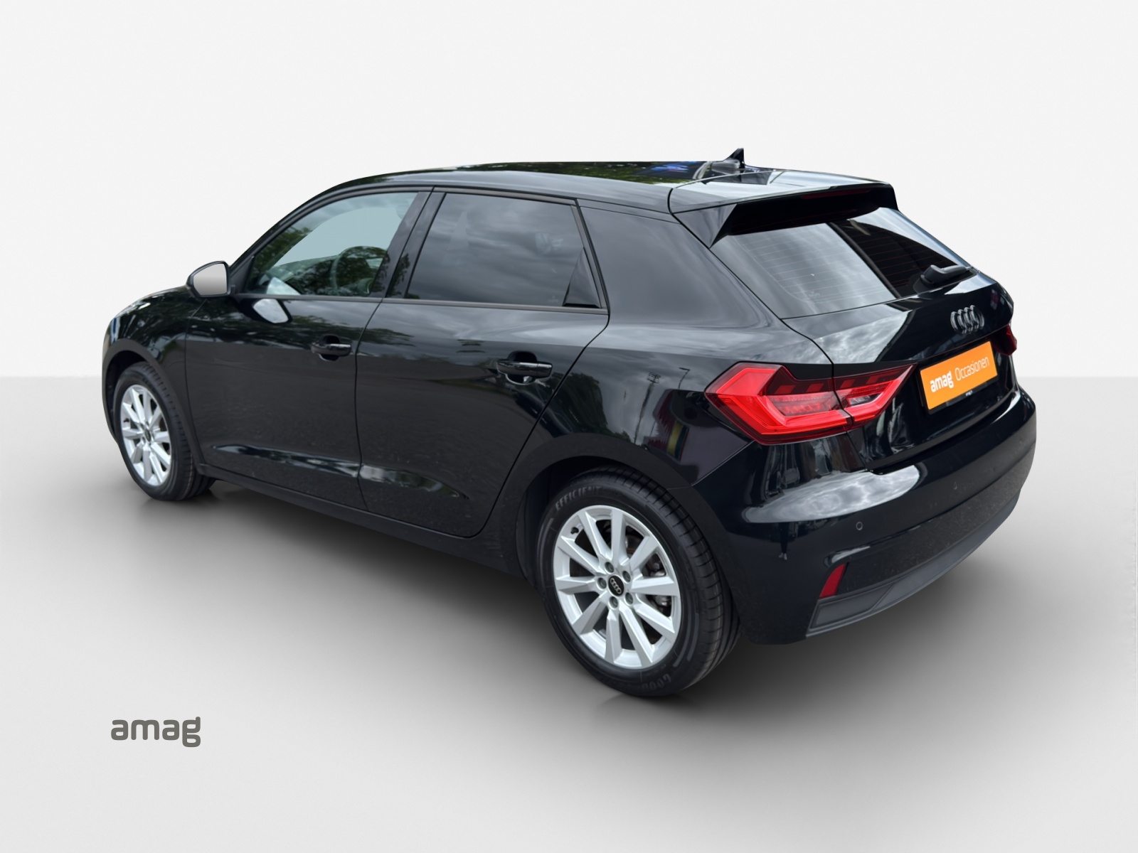 AUDI A1 Sportback 30 TFSI Attraction S-tronic-showroom-element-2