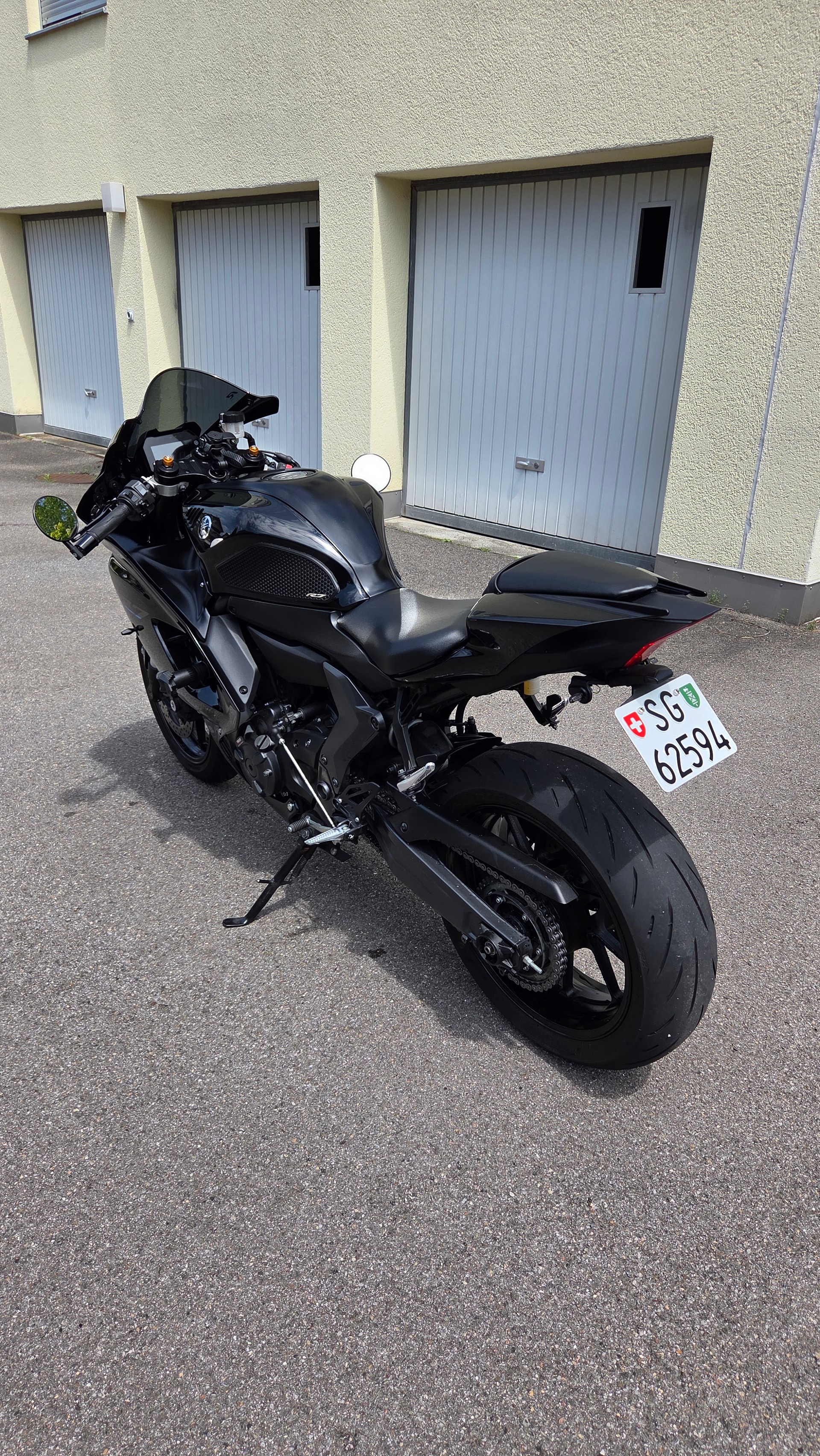 YAMAHA YZF-R7 (35kW)-image-3