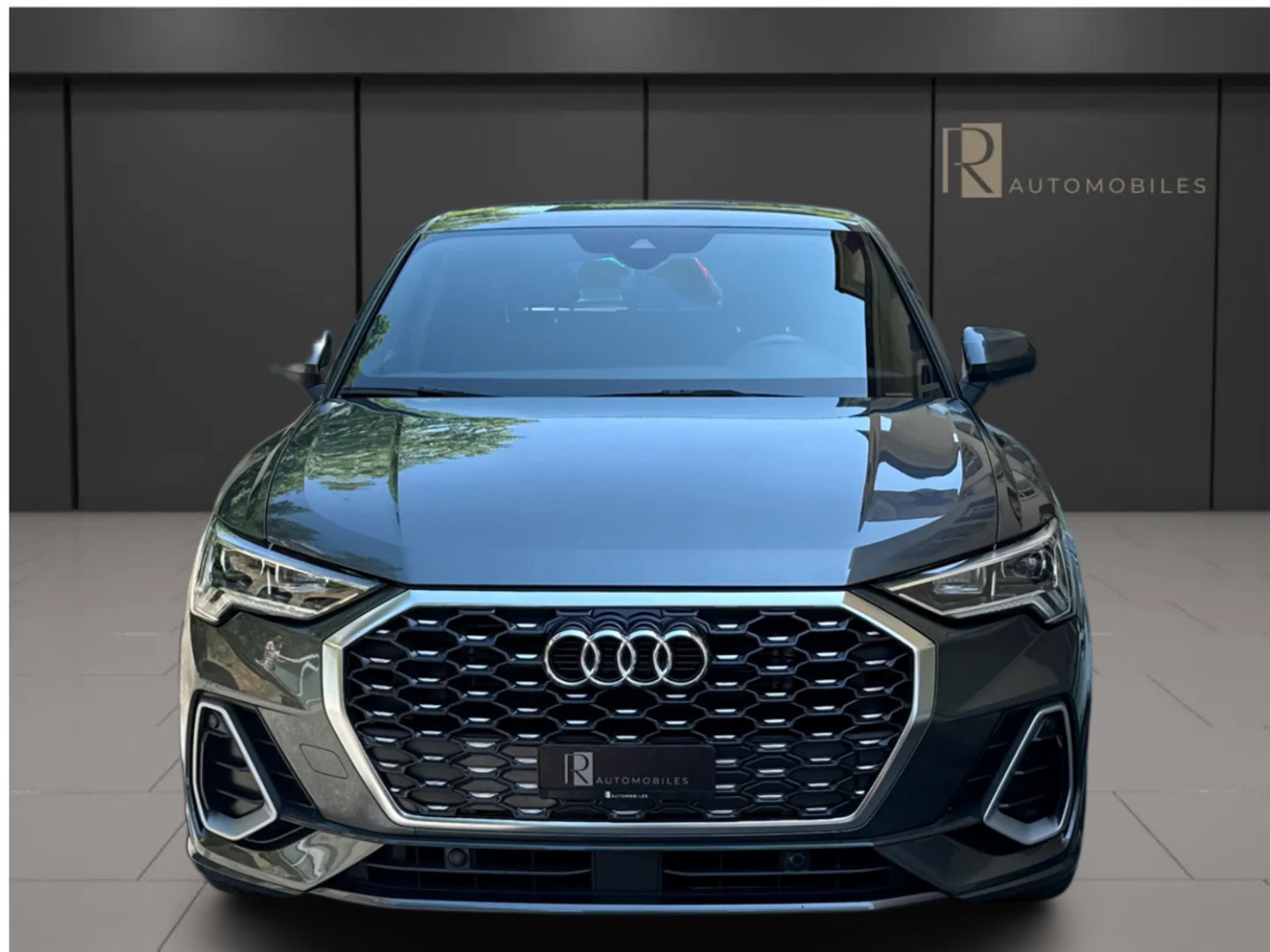 AUDI Q3 Sportback 35 TFSI Attraction S-tronic-showroom-element-3