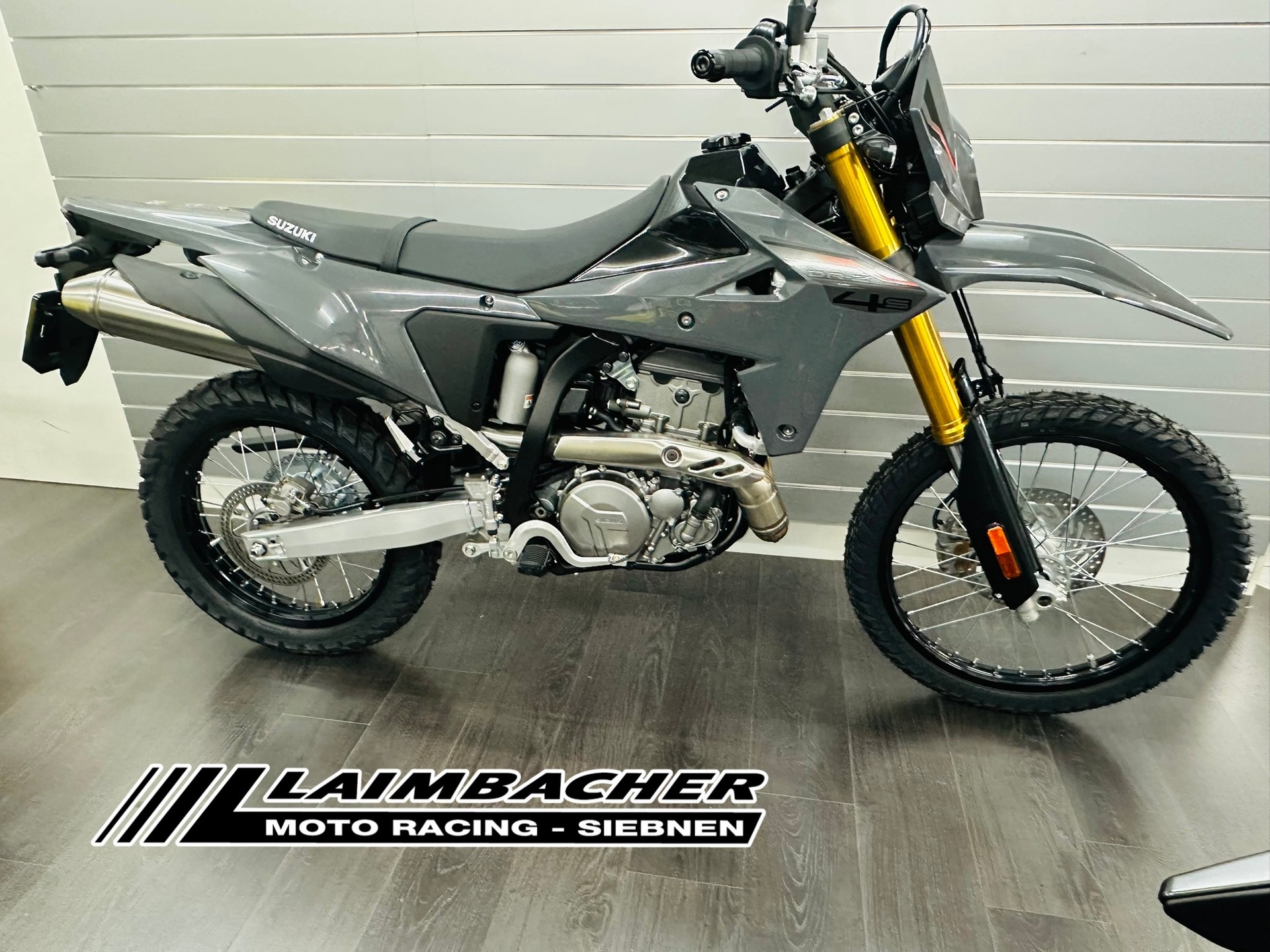 SUZUKI DR-Z4S / DR-Z 400-image-0