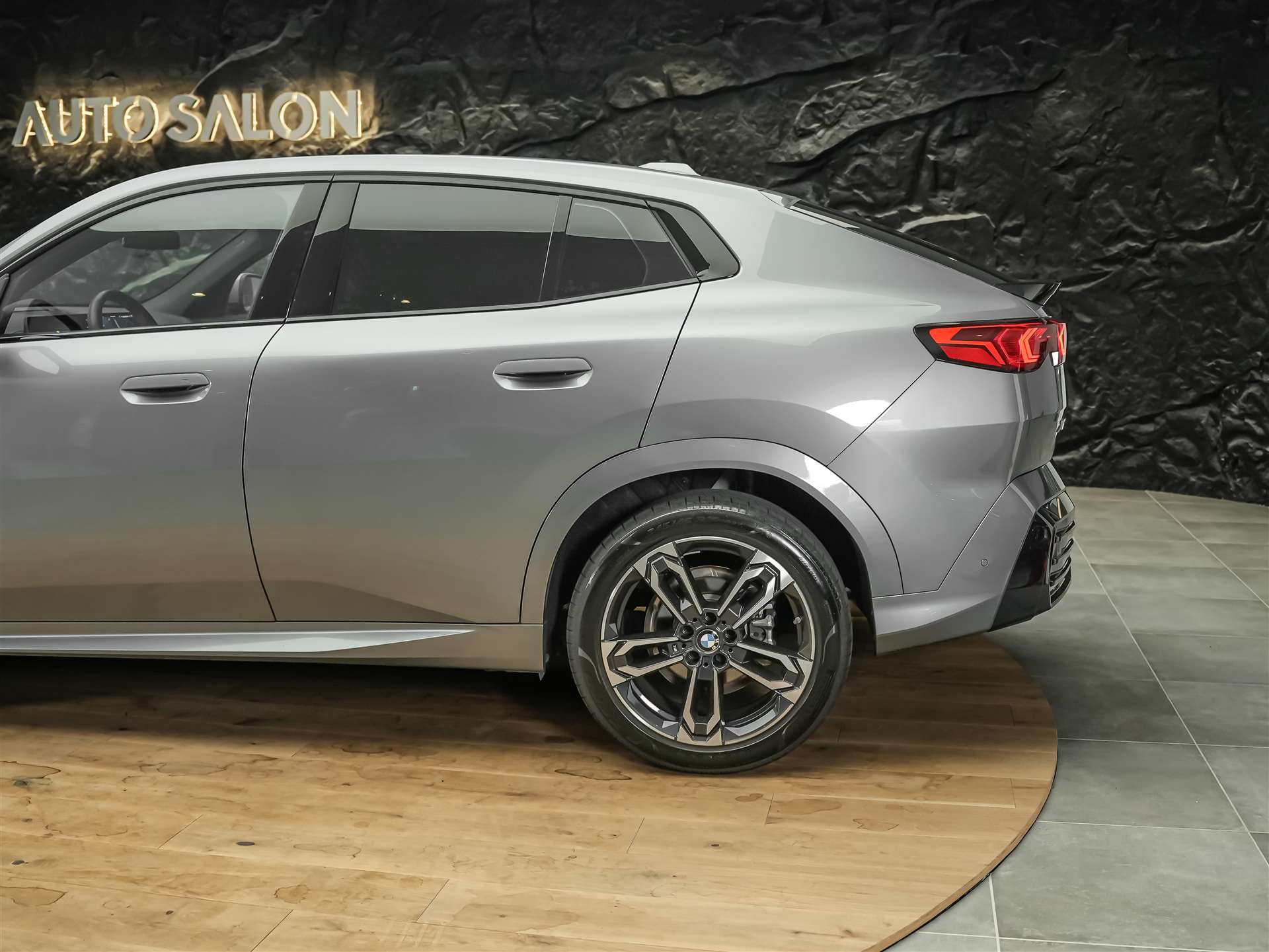 BMW X2 sDrive 20i M Sport *Werksgarantie*El. Sitze mit Memory*Lenkradheizung*-image-16