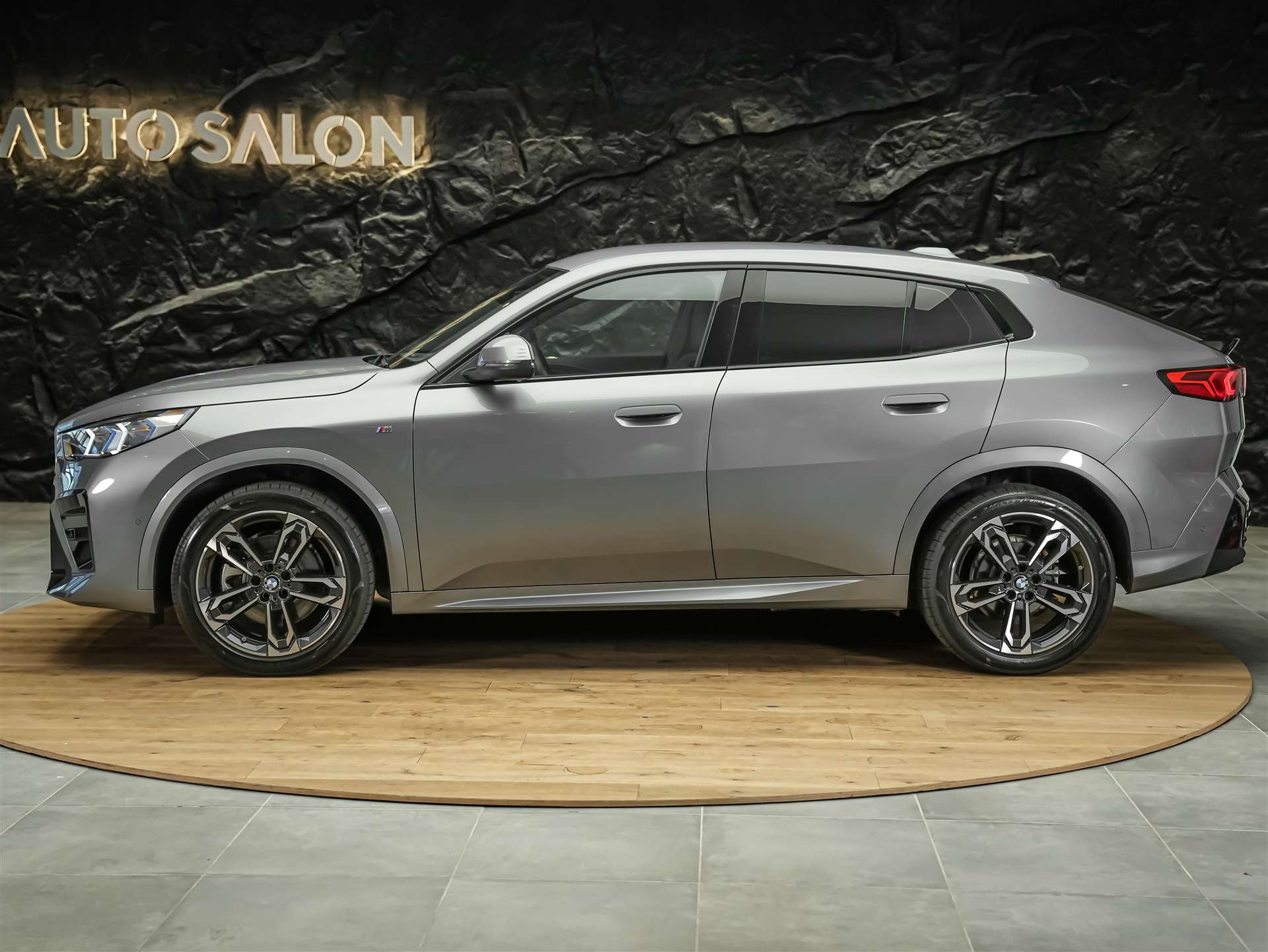 BMW X2 sDrive 20i M Sport *Werksgarantie*El. Sitze mit Memory*Lenkradheizung*-showroom-element-2