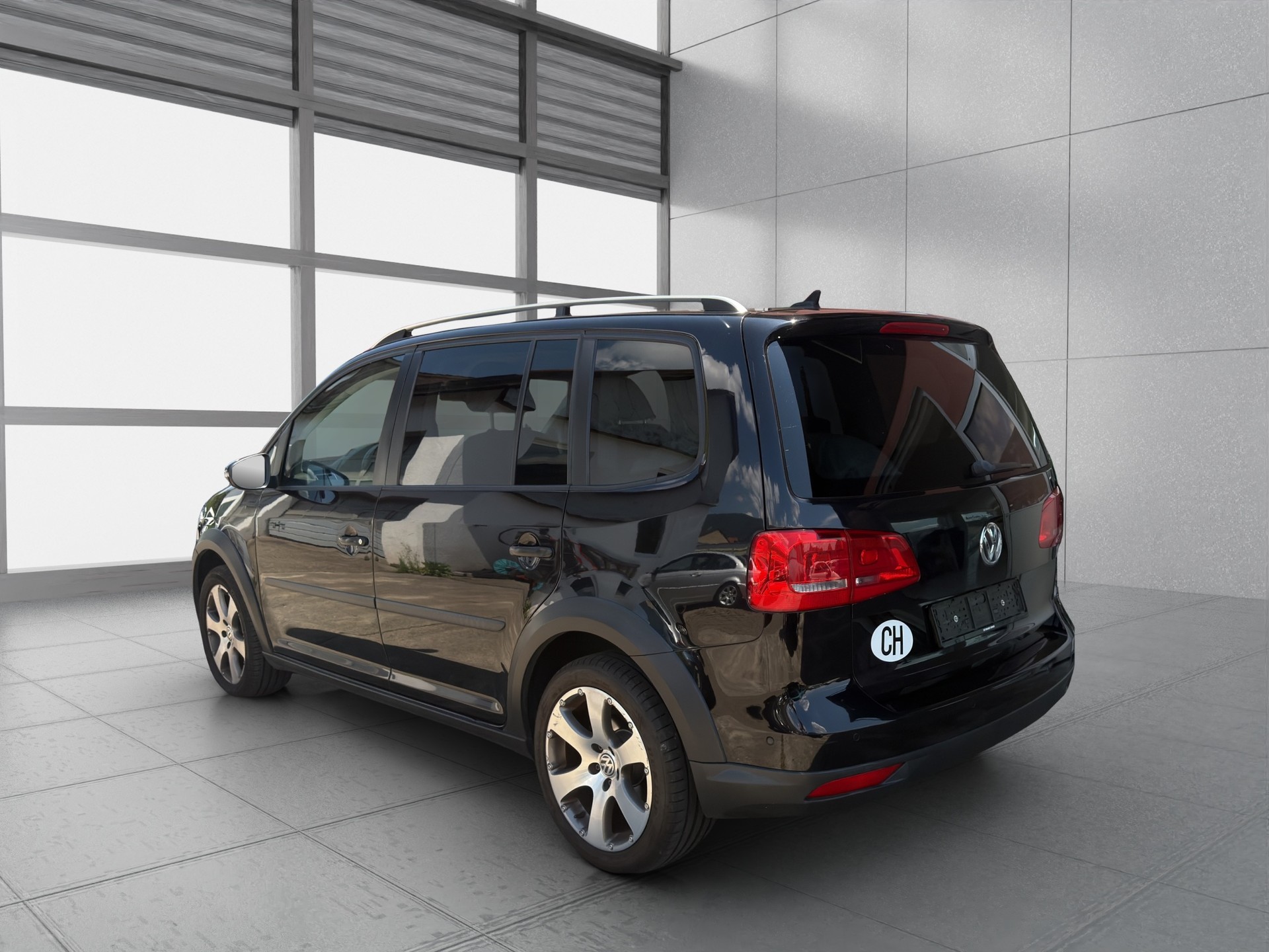 VW CrossTouran 1.4 TSI DSG-image-4