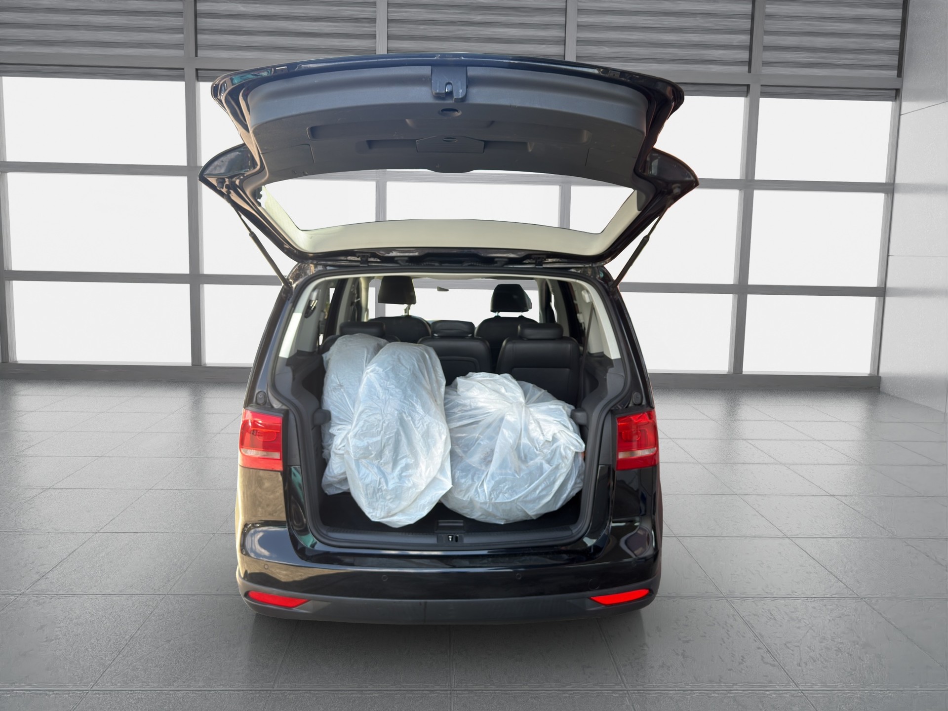 VW CrossTouran 1.4 TSI DSG-image-13