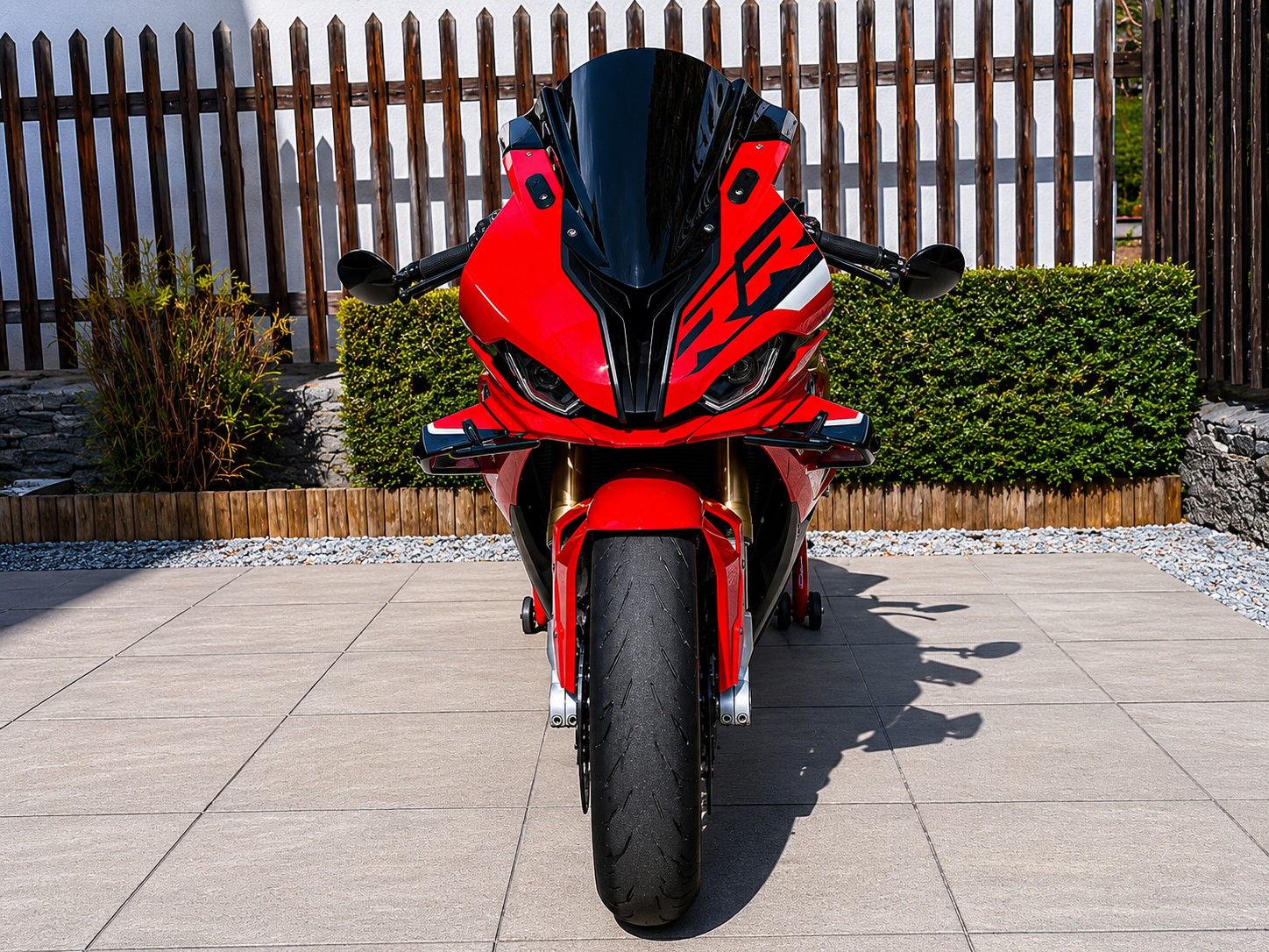 BMW S 1000 RR-image-0