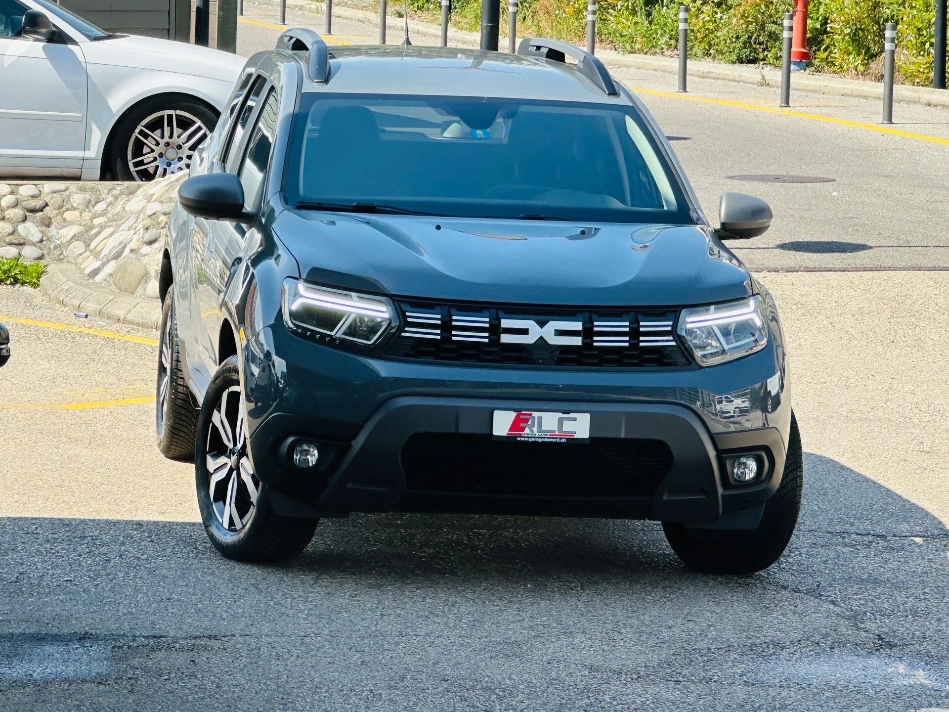 DACIA Duster TCe 150 Expression 4x4-showroom-element-1