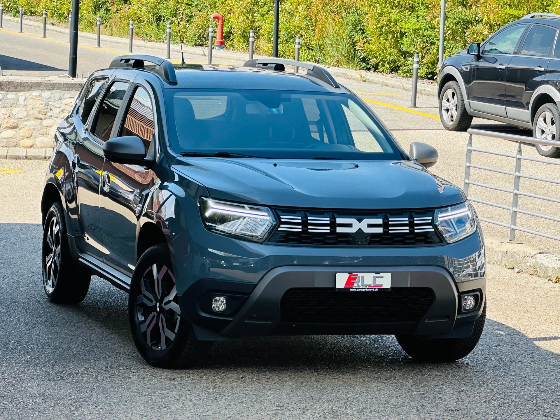 DACIA Duster TCe 150 Expression 4x4-showroom-element-3