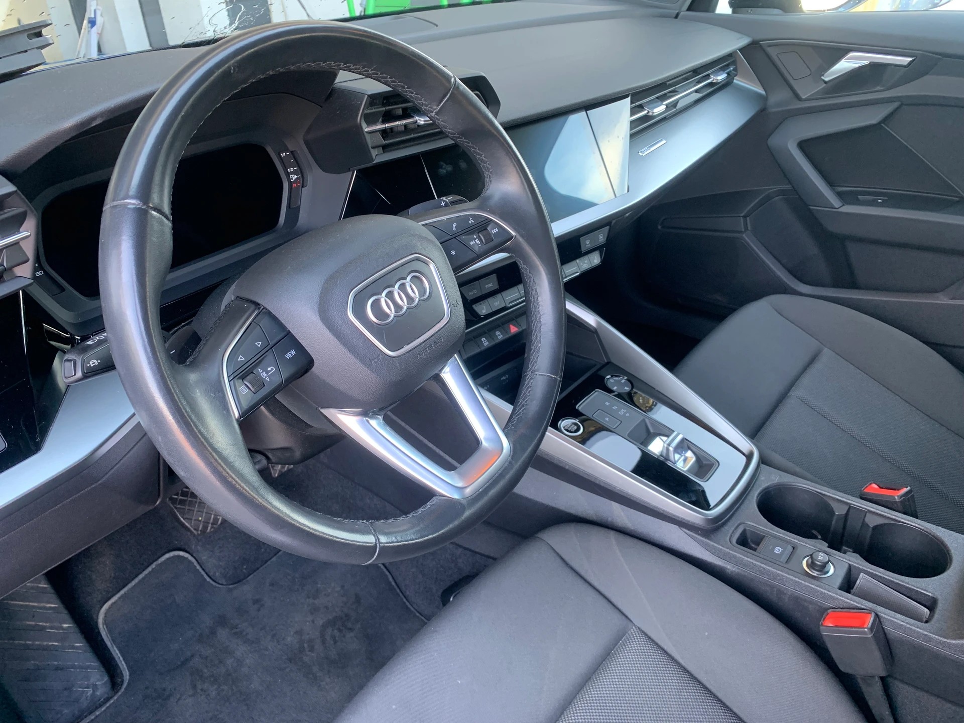 AUDI A3 Sportback 35 TFSI advanced S-tronic-image-15