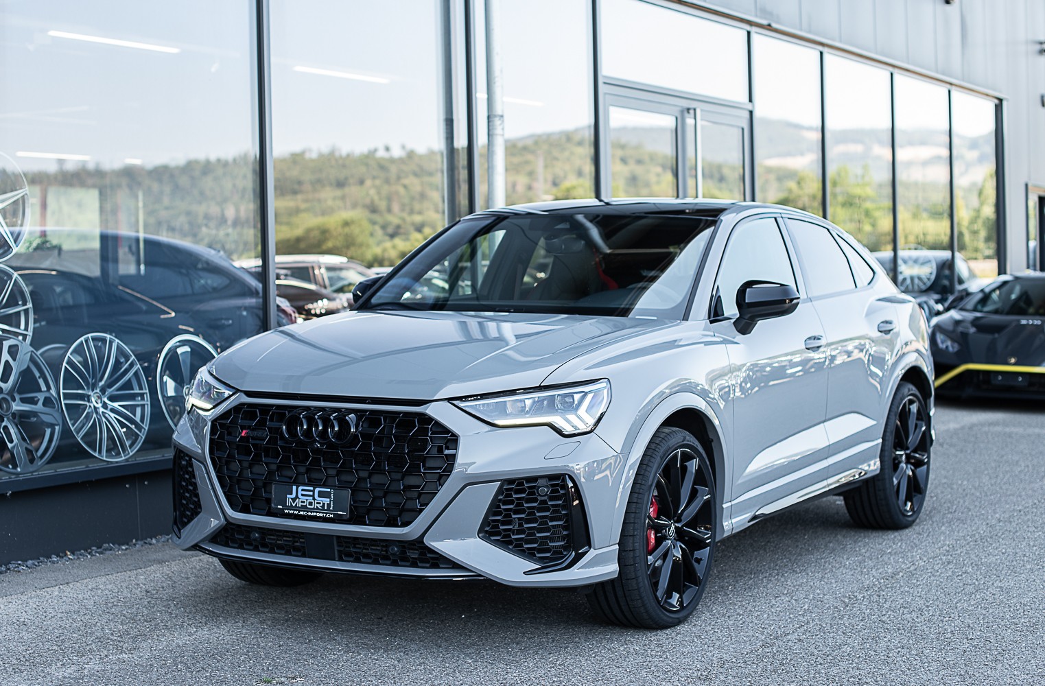 AUDI RS Q3 SB 2.5 TFSI quattro-showroom-element-1