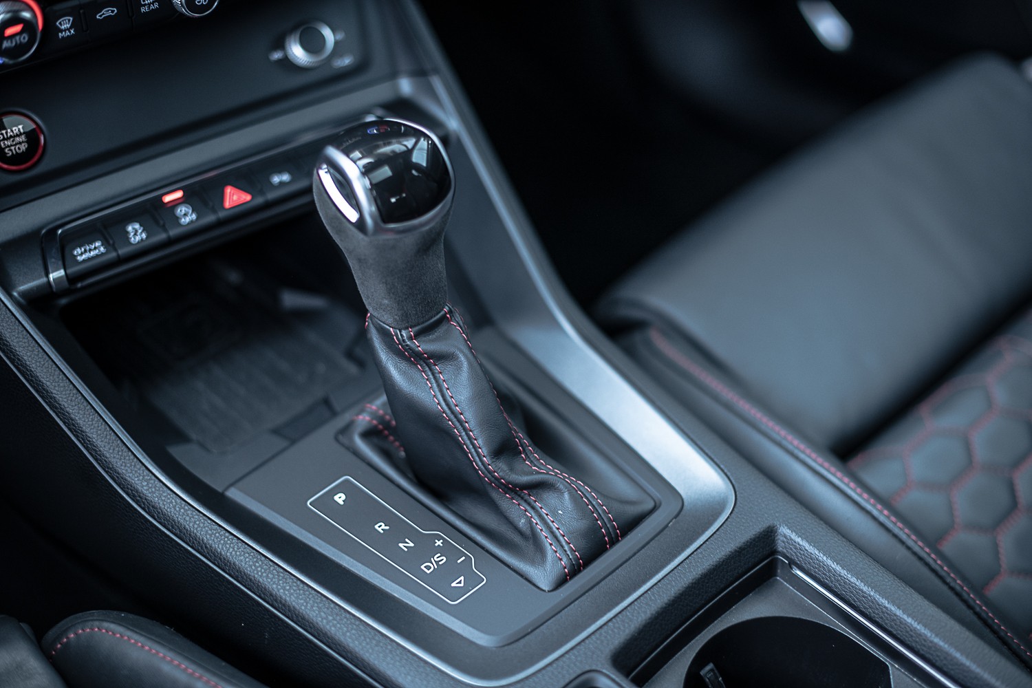 AUDI RS Q3 SB 2.5 TFSI quattro-image-22