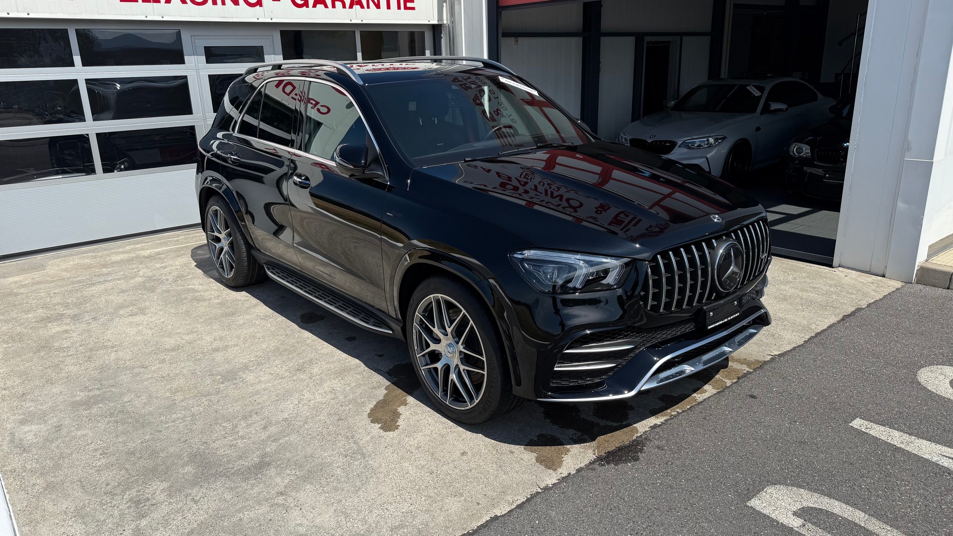 MERCEDES-BENZ GLE 53 AMG 4Matic+ 9G-Speedshift-image-2