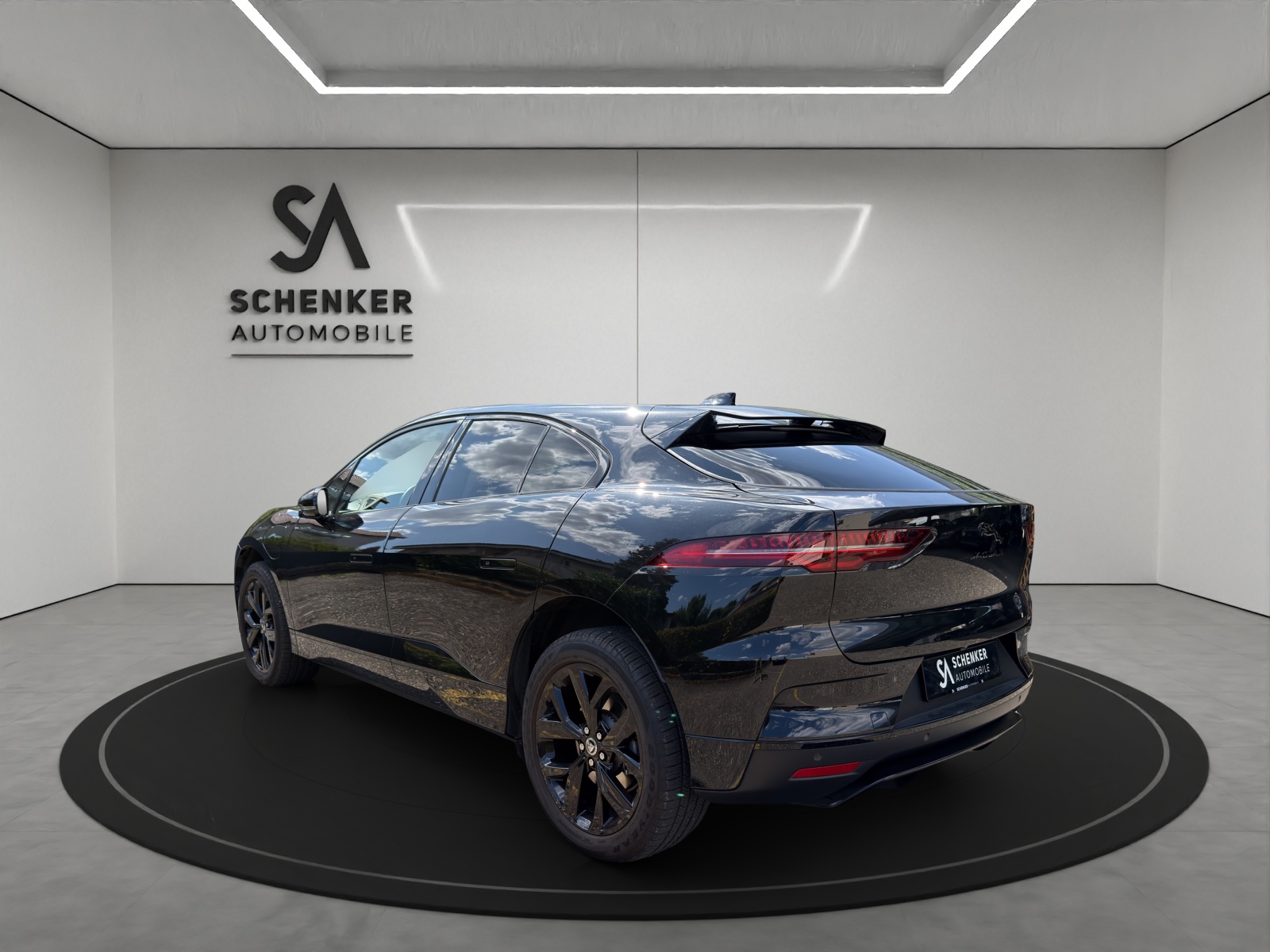 JAGUAR I-Pace EV400 90 kWh R-Dynamic SE-showroom-element-3