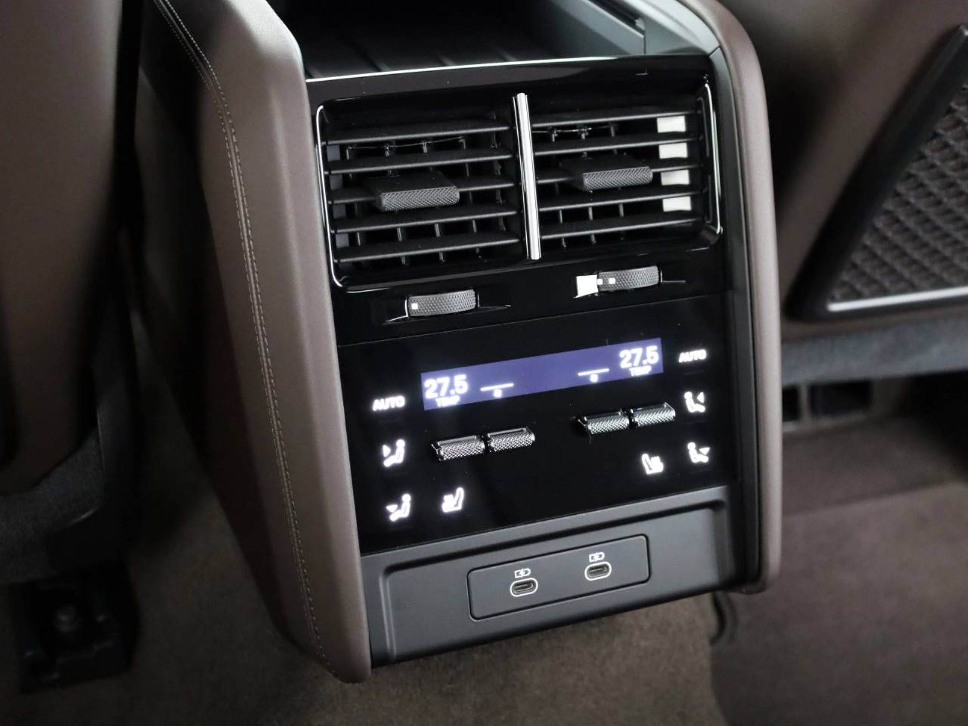 PORSCHE Cayenne S Coupé Electric-image-17