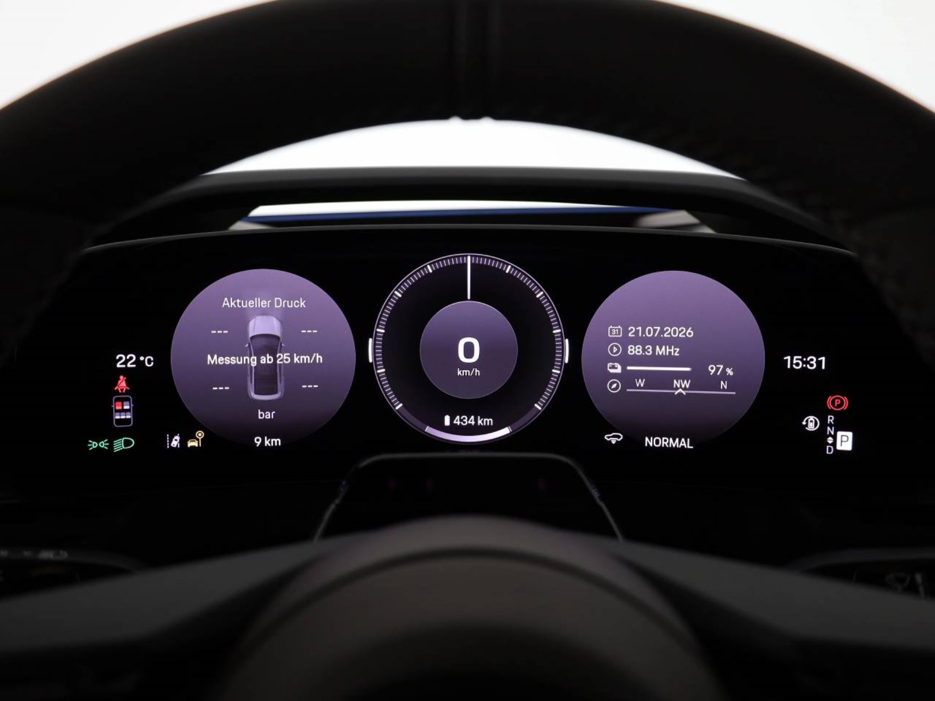 PORSCHE Cayenne S Coupé Electric-image-11