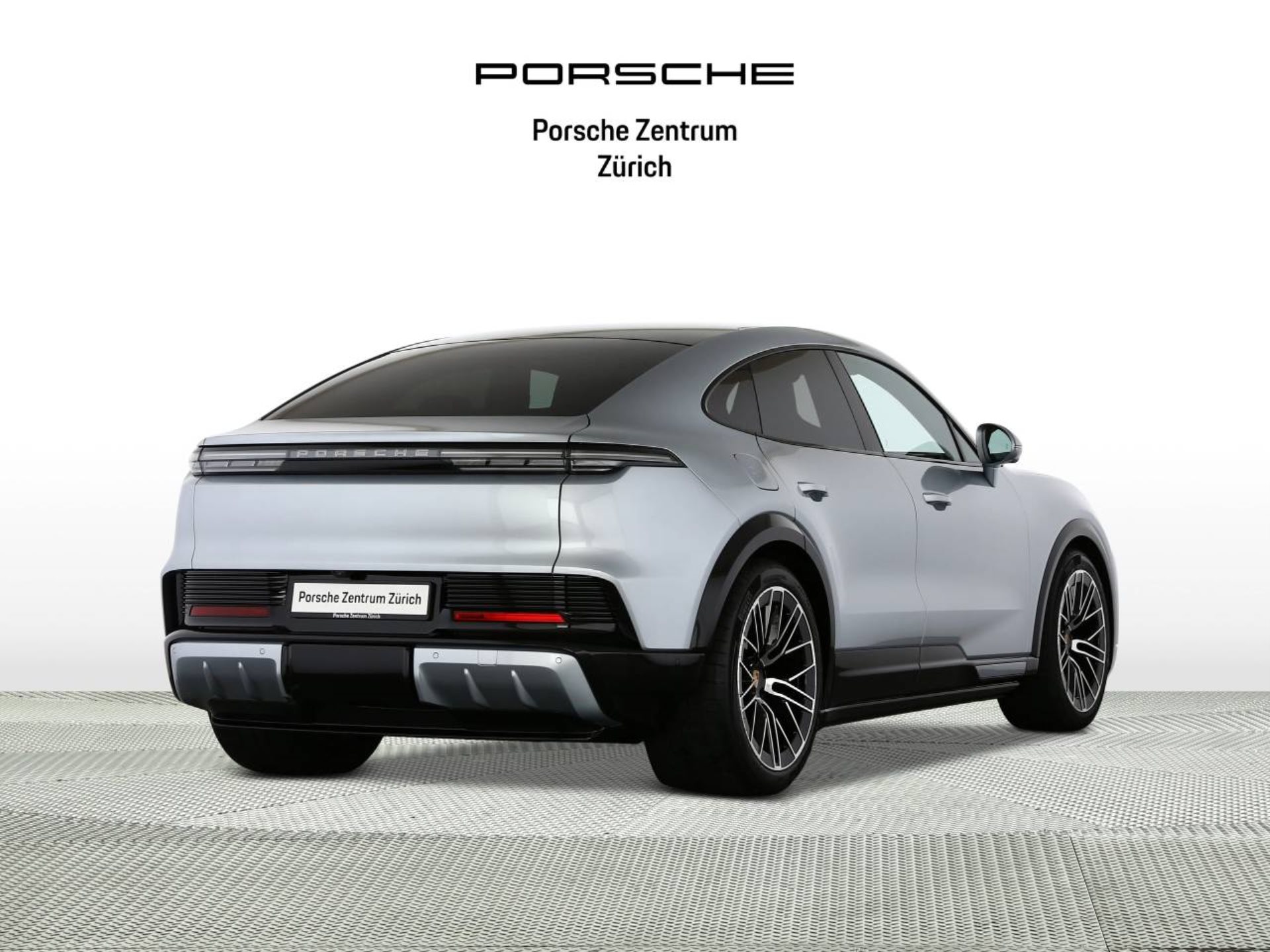 PORSCHE Cayenne S Coupé Electric-image-5