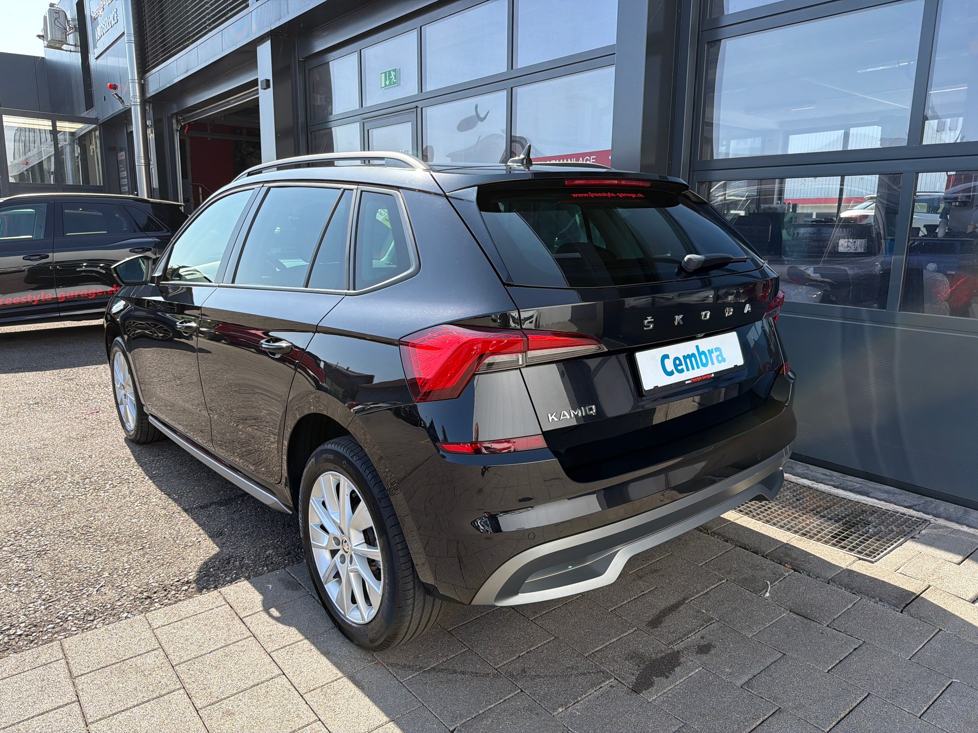SKODA Kamiq 1.0 TSI Style DSG-showroom-element-3