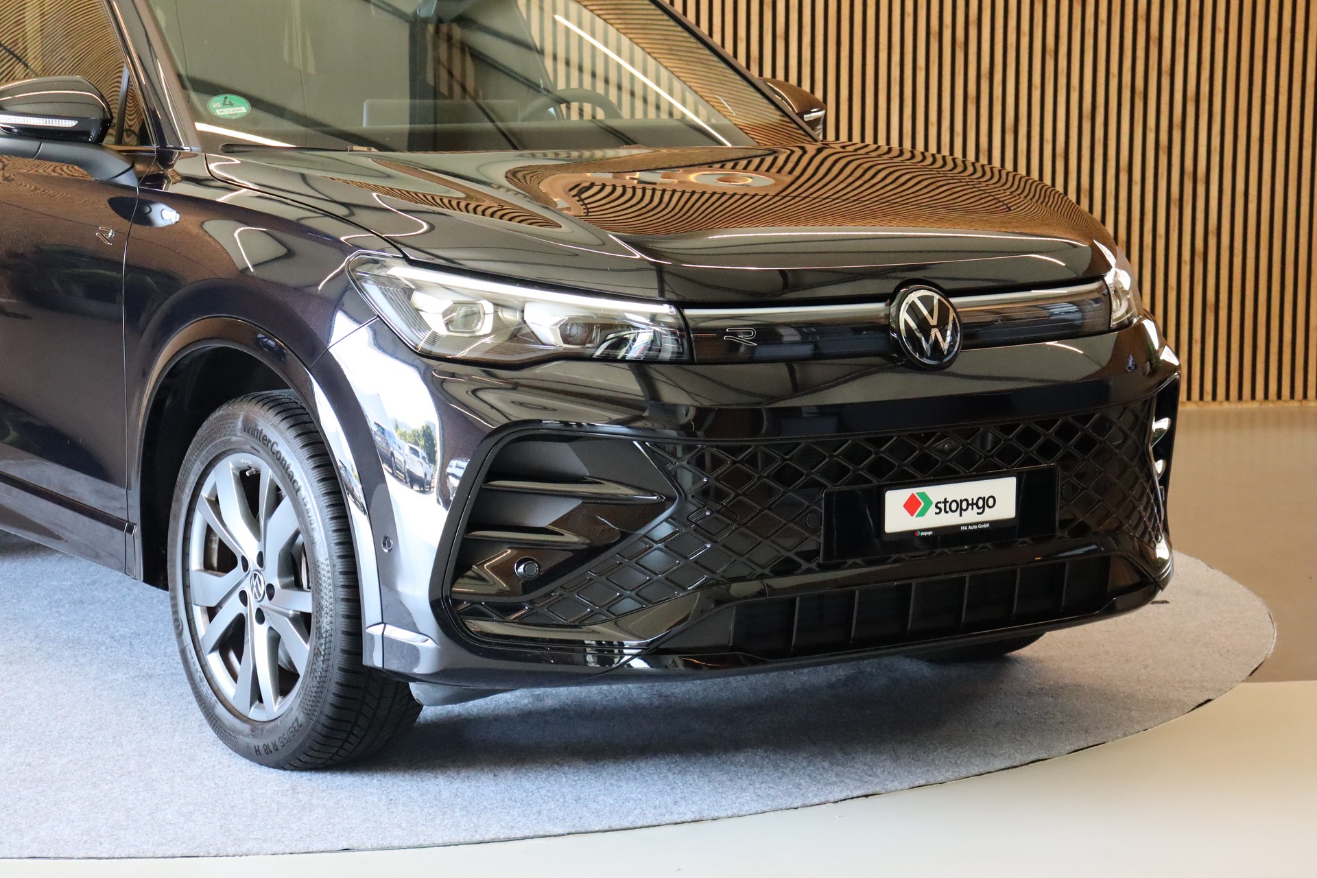 VW Tiguan 2.0 TDI SCR R-Line DSG 4motion-showroom-element-3