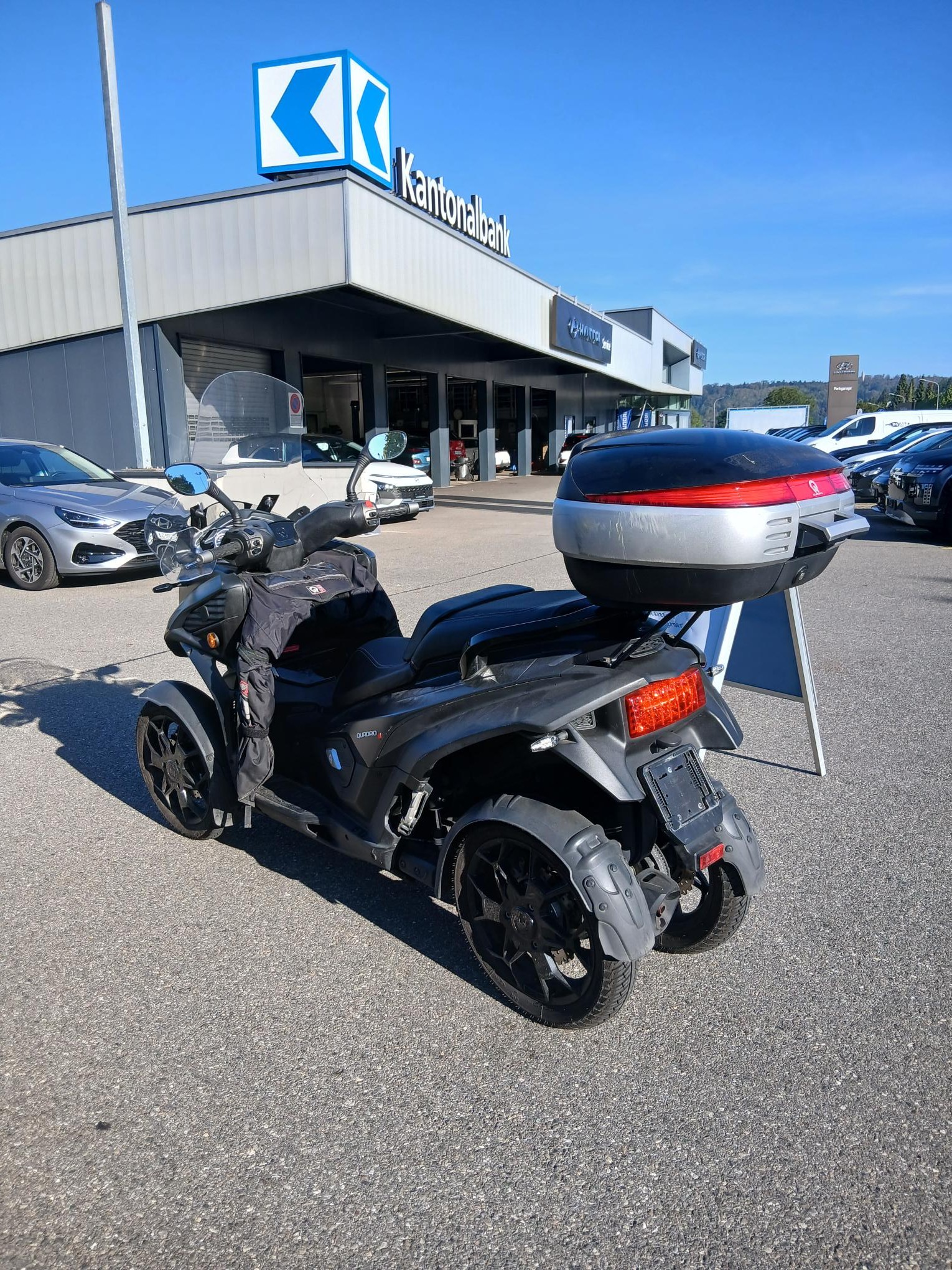 QUADRO 4-image-2
