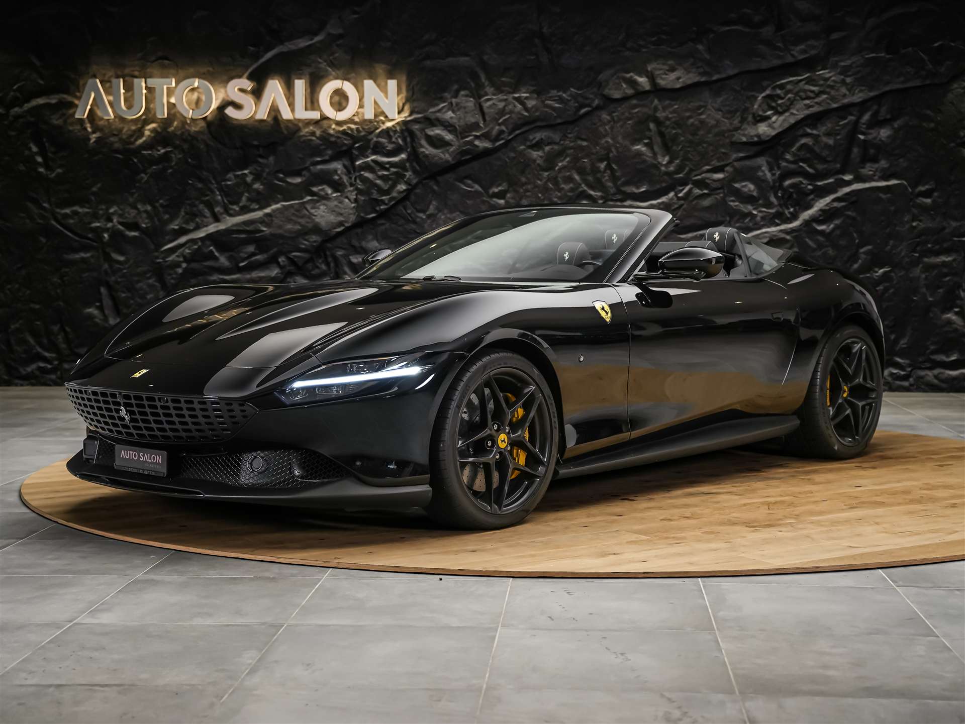 FERRARI Roma Spider 3.9 V8 T *ALL BLACK*Sitzbelüftung*JBL*-showroom-element-1