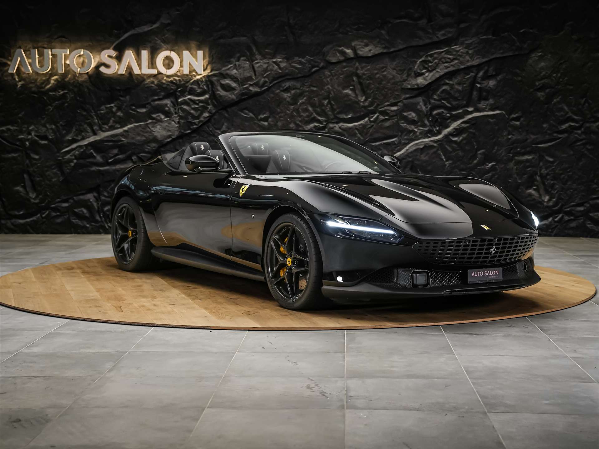 FERRARI Roma Spider 3.9 V8 T *ALL BLACK*Sitzbelüftung*JBL*-image-11