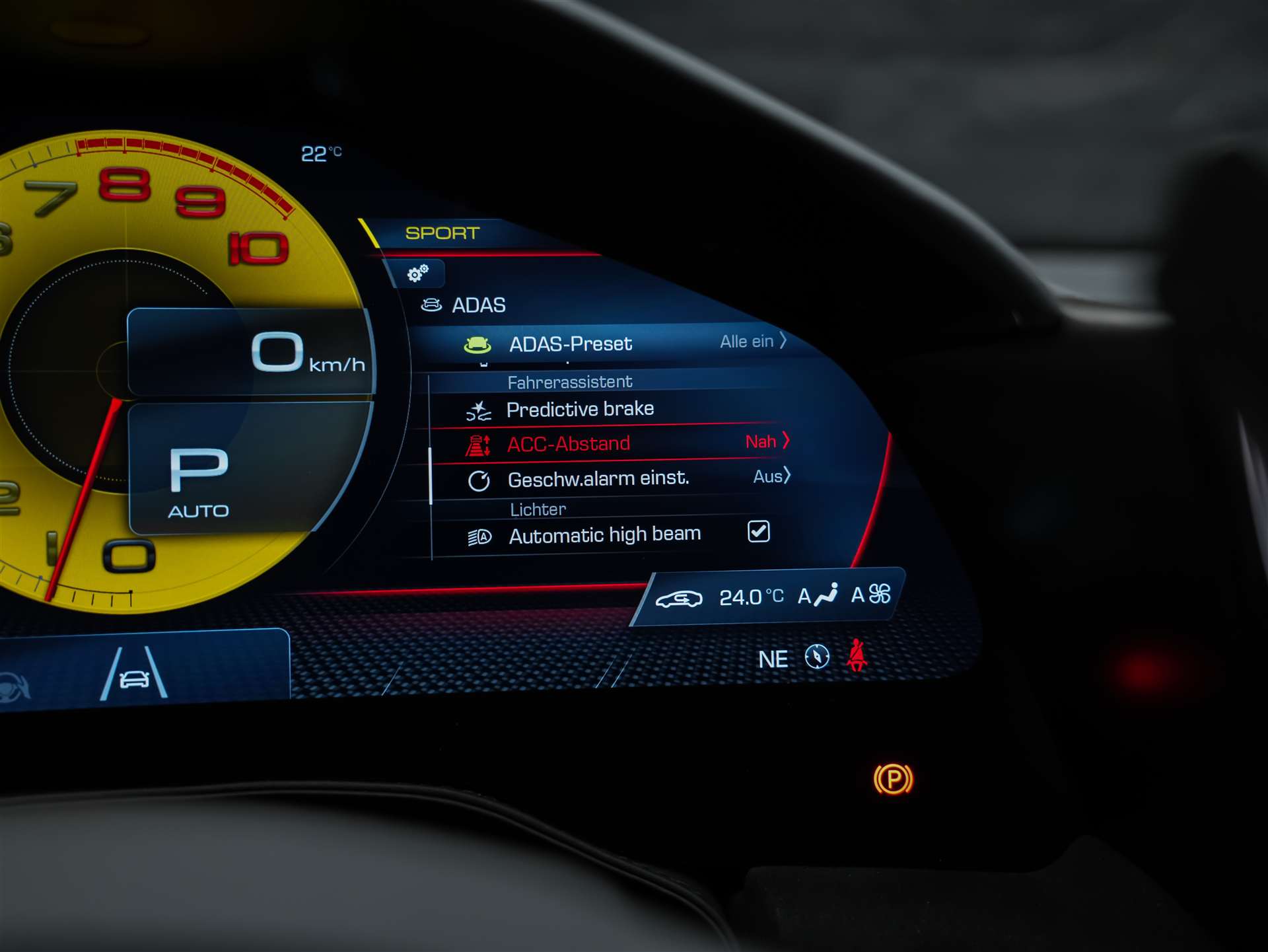 FERRARI Roma Spider 3.9 V8 T *ALL BLACK*Sitzbelüftung*JBL*-image-47