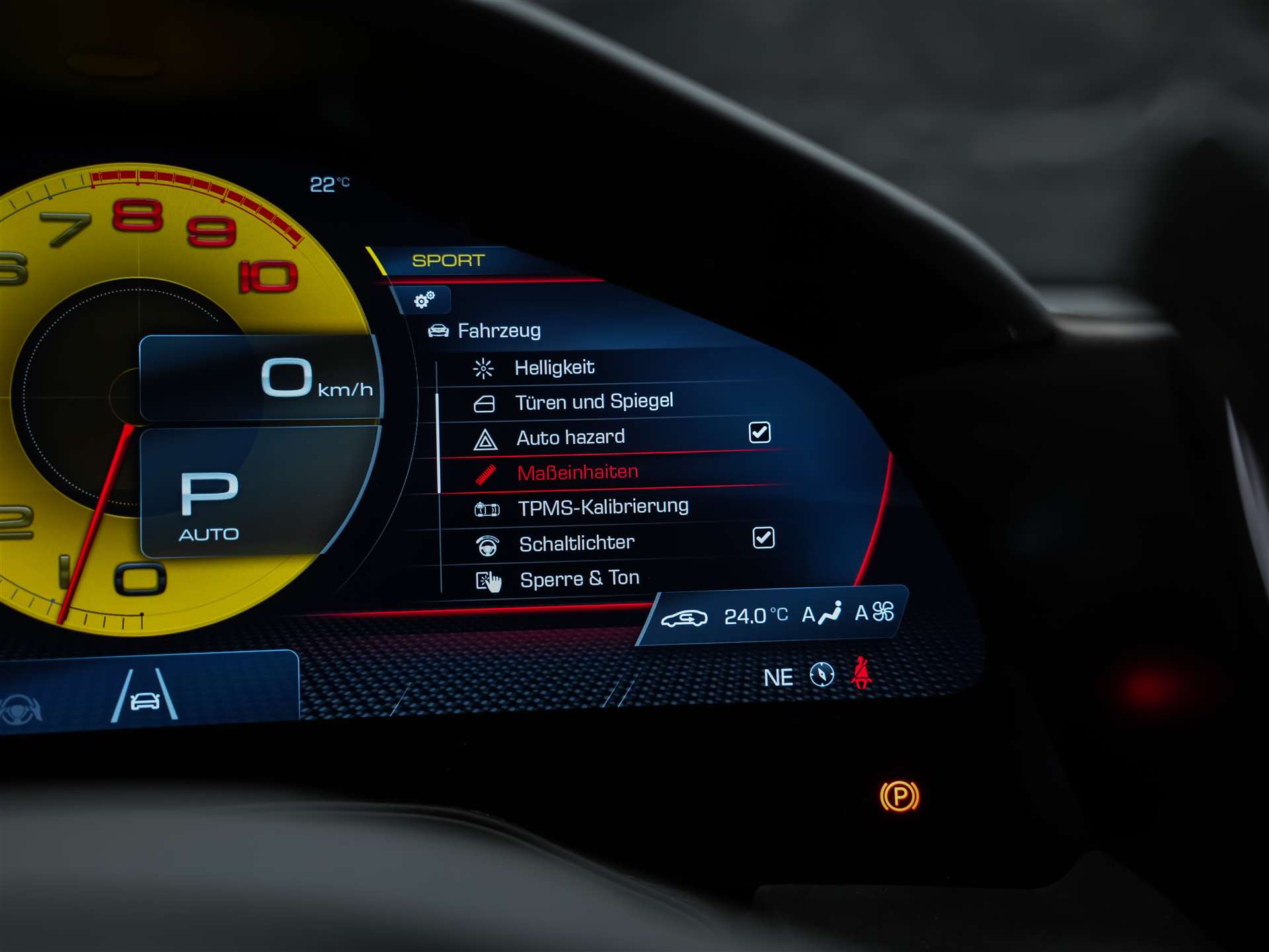 FERRARI Roma Spider 3.9 V8 T *ALL BLACK*Sitzbelüftung*JBL*-image-45