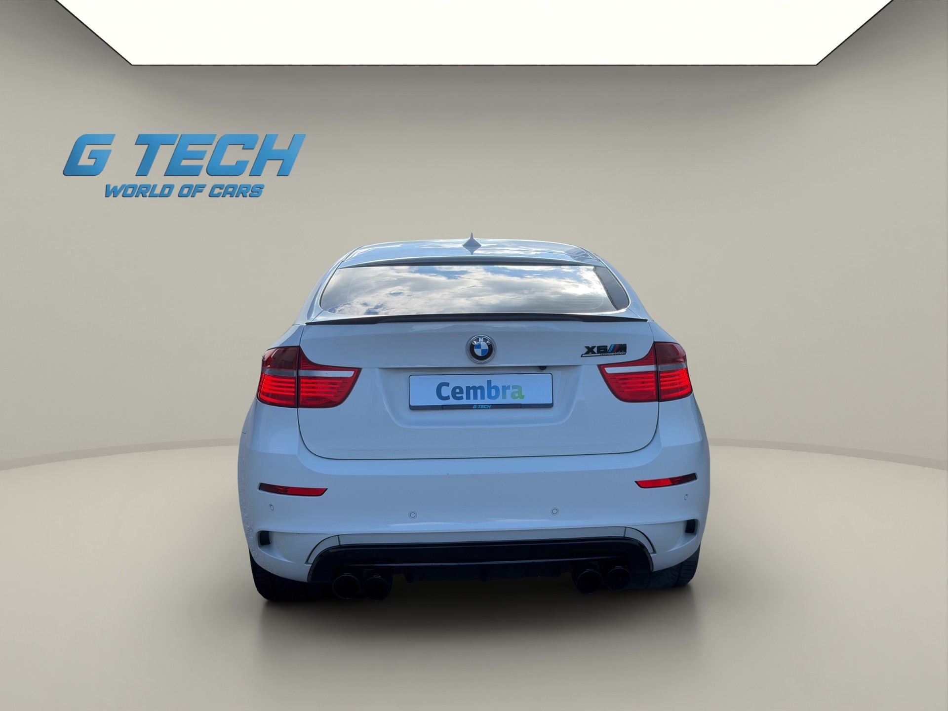 BMW X6 M Steptronic-showroom-element-3