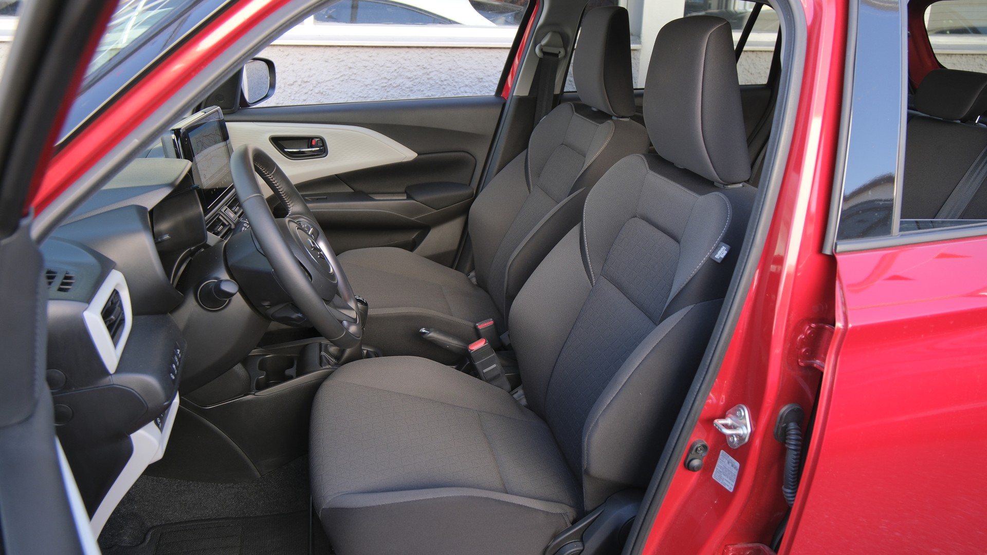 SUZUKI Swift 1.2 Compact+ Hybrid 4x4-showroom-element-3